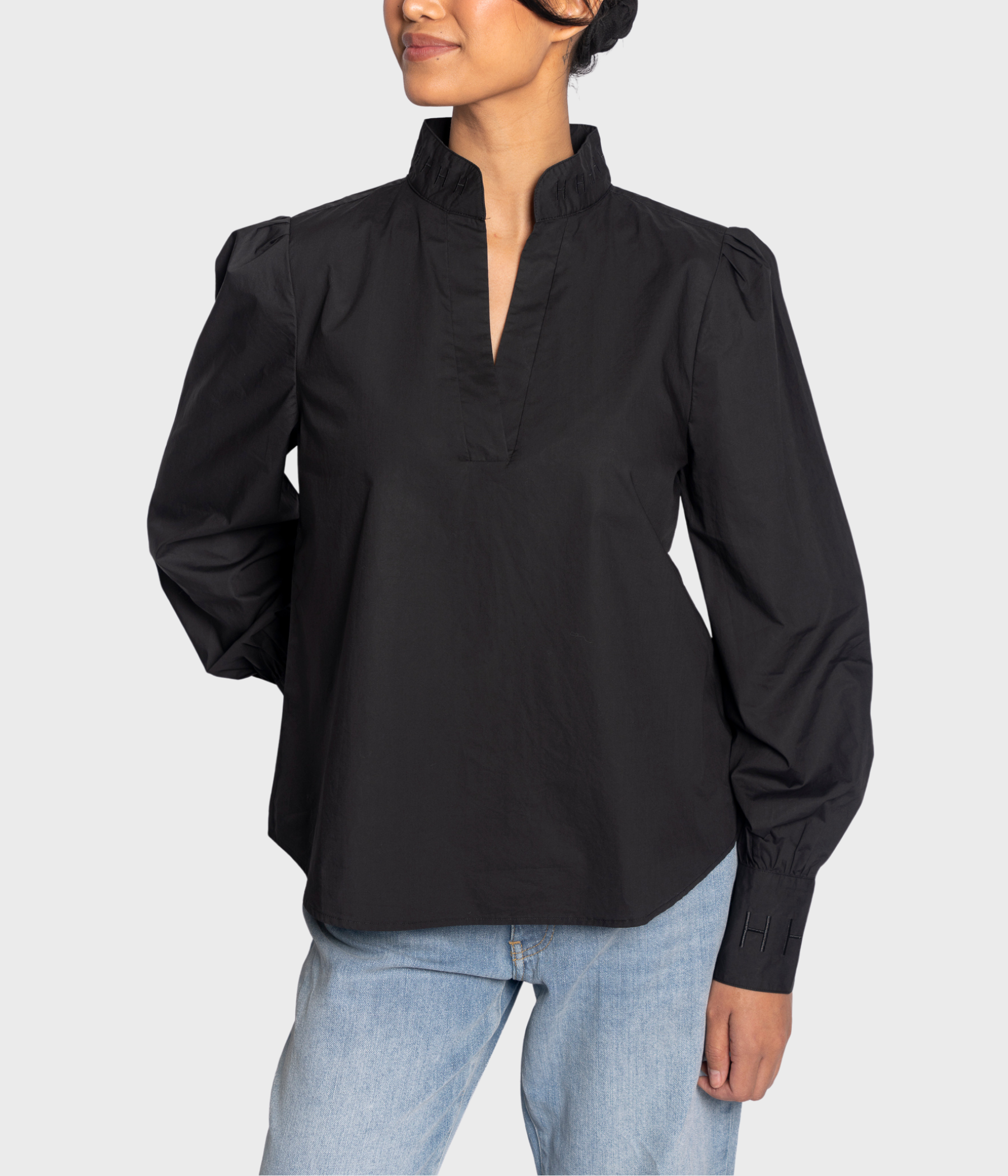MIE Blouse (9000 Jet Black)