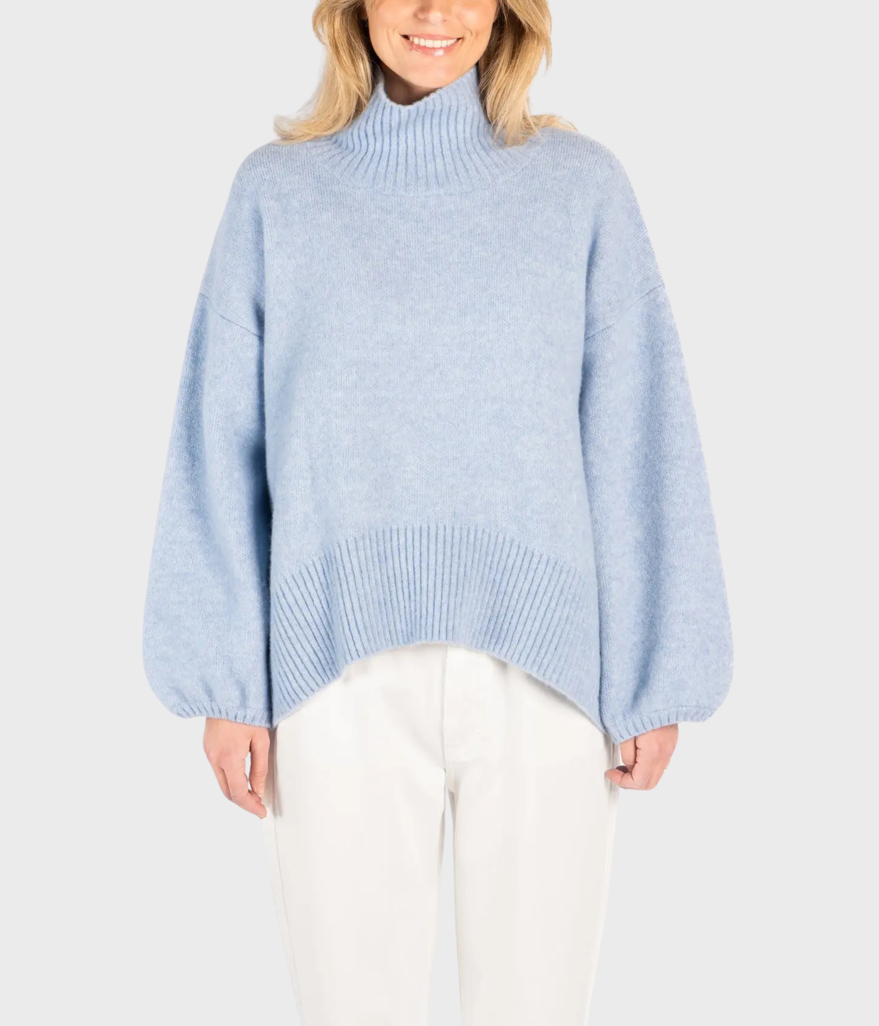 Fam Patch Short Sweater (4009 Skyway)