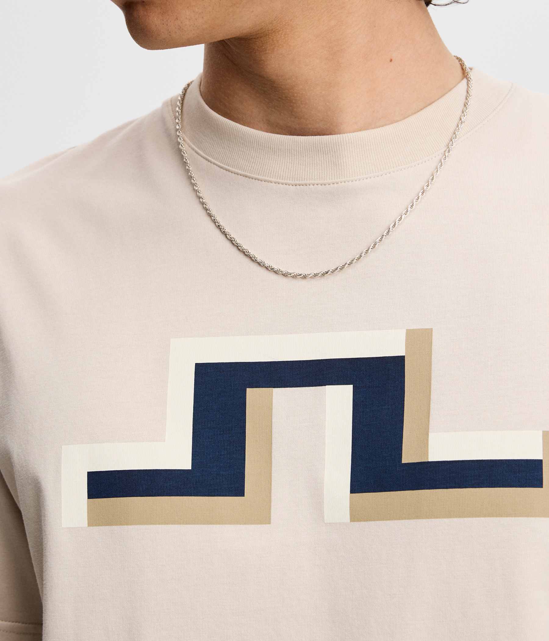 Parcie Seasonal Tee (U029 Moonbeam)