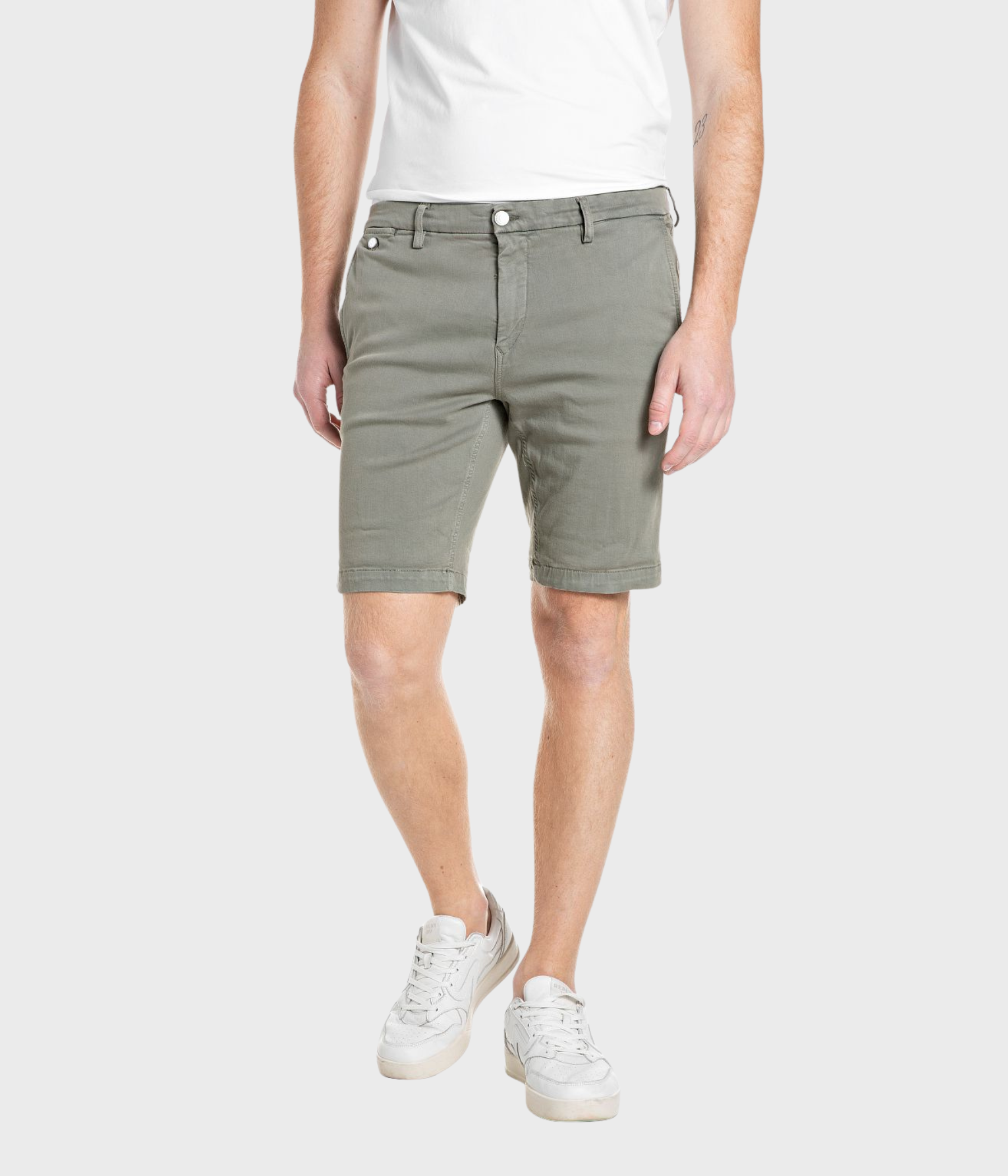 Shorts Benni Short Hyperchino Color Xlite. (530 MILITARY old colour garment dyed and softened)