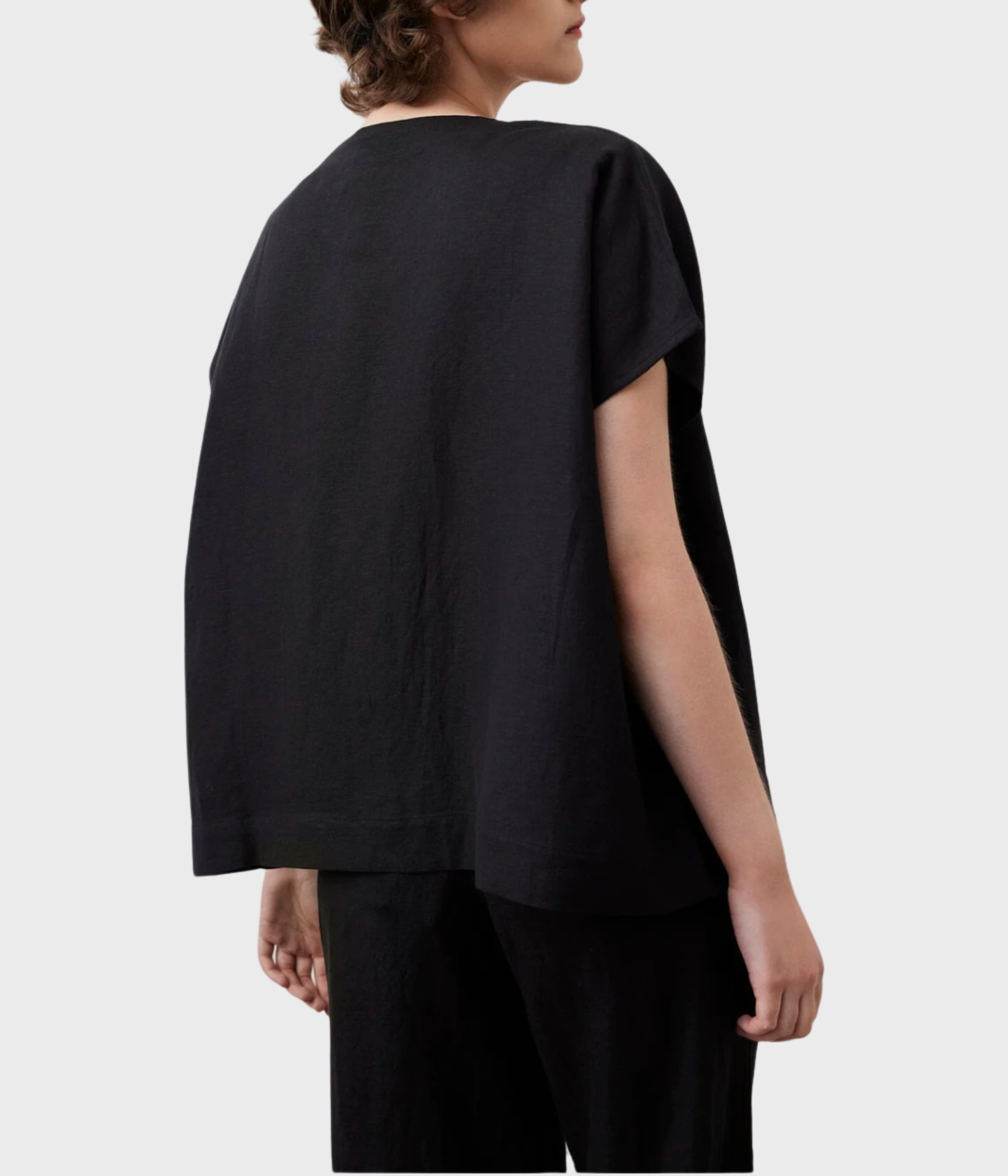 Ebelle T-Shirt (Black)