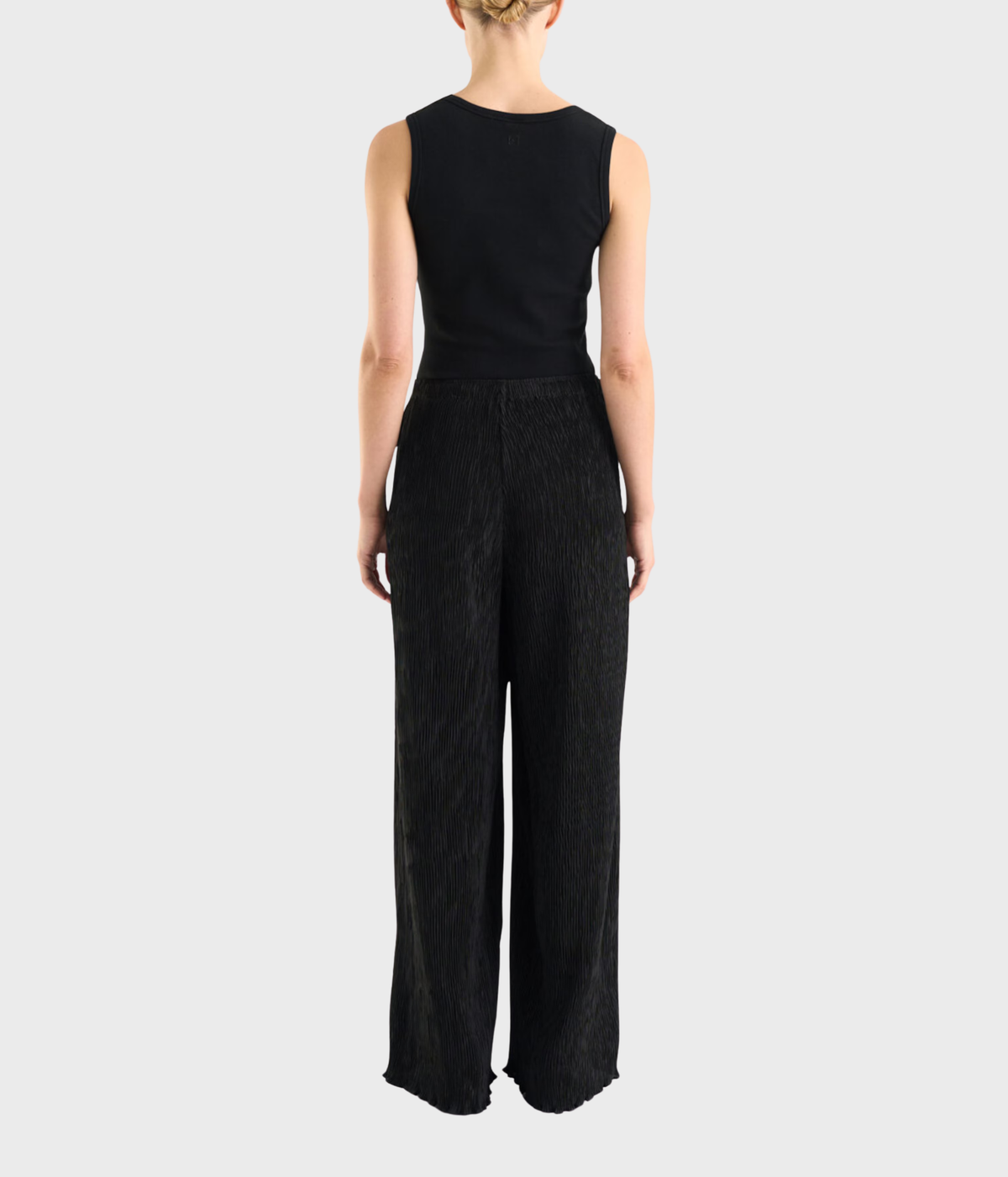 Hera Singlet (Black)