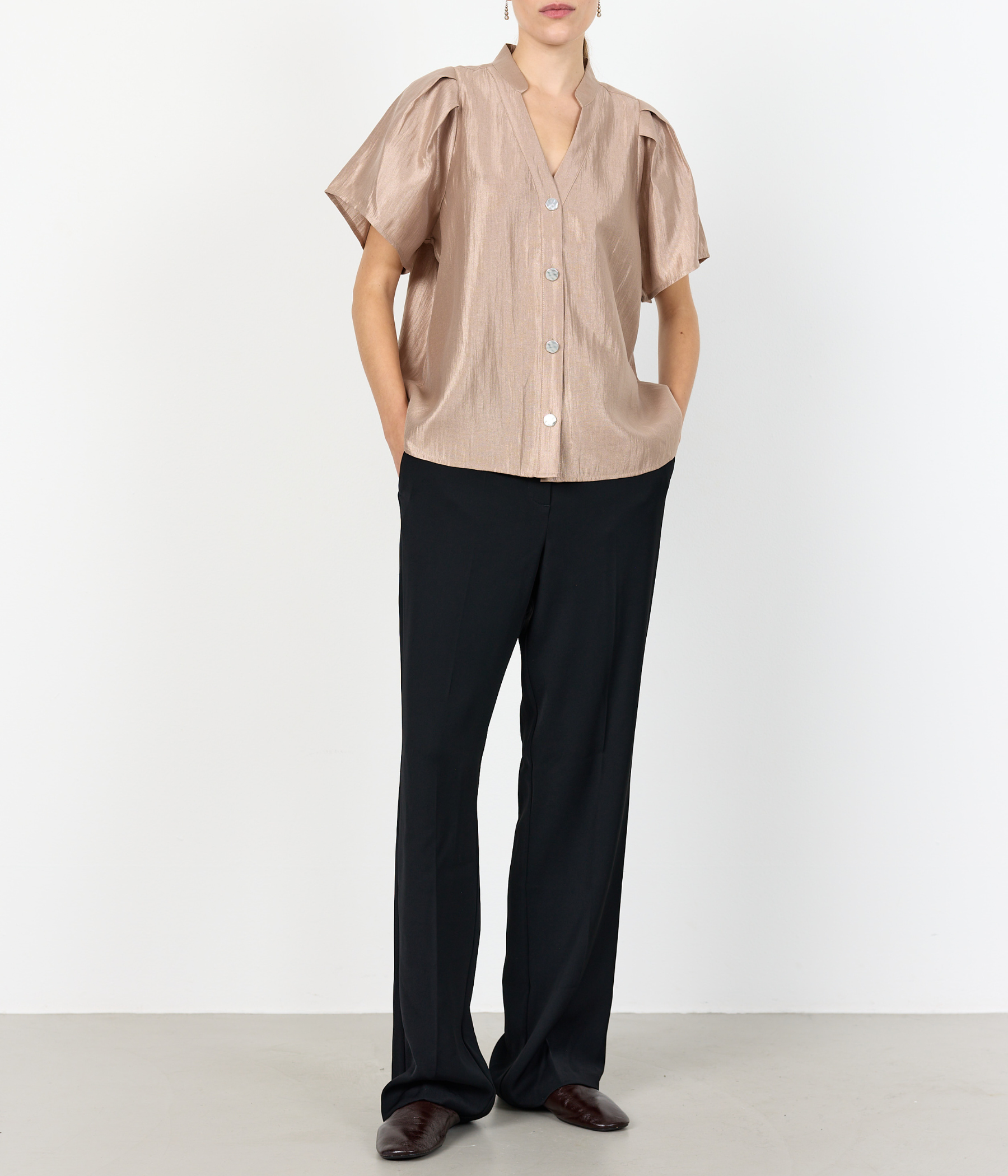 LR-OMIRA 1. (L999 - BLACK)