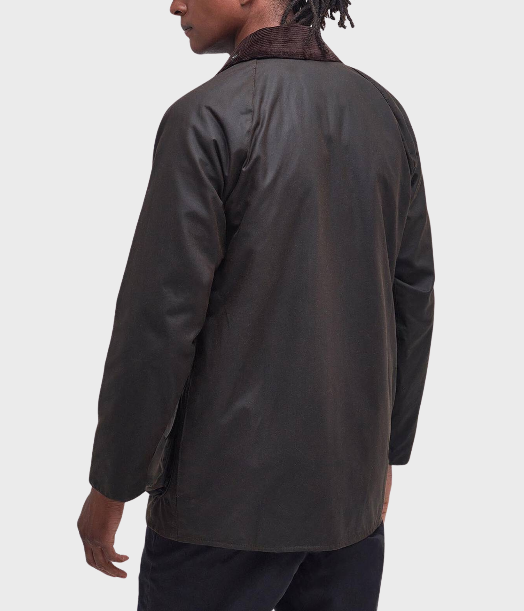 Classic Beaufort Wax Jacket. (OL71 Olive)