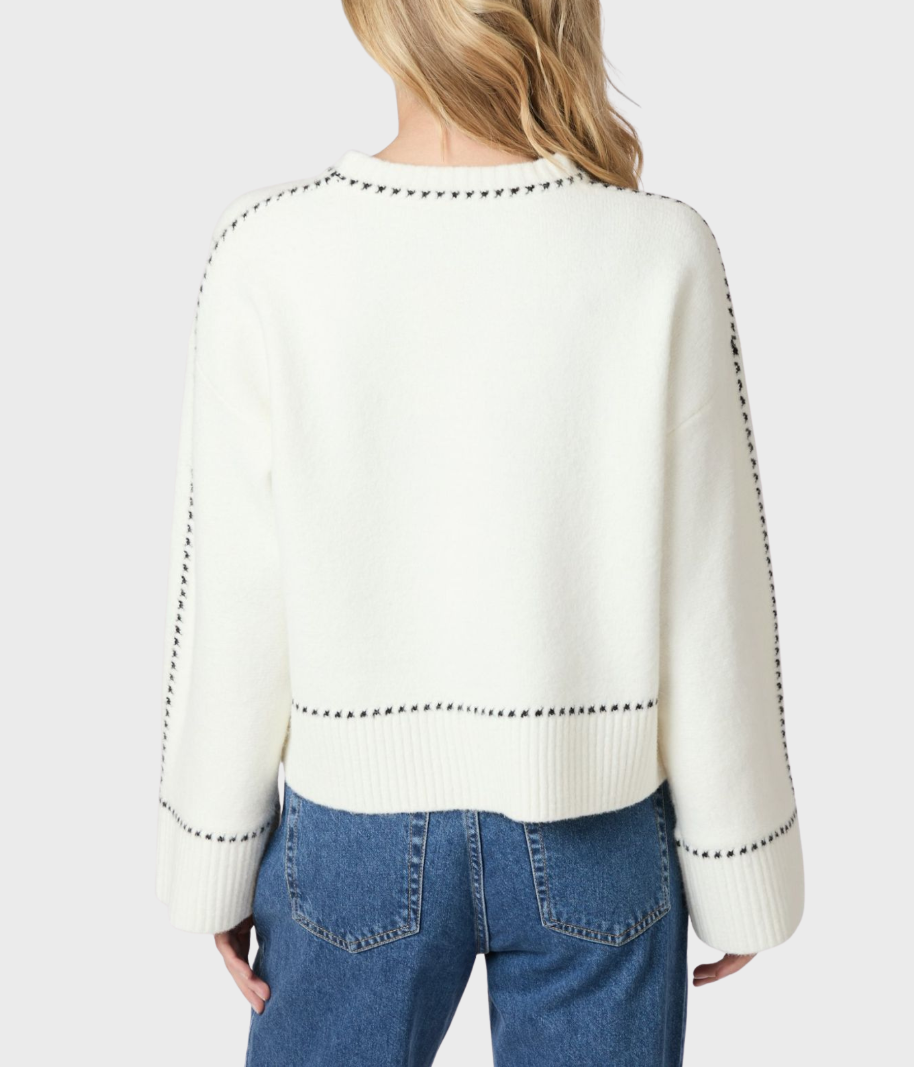 Roeme Knit Stitch Blouse. (121 Off White)