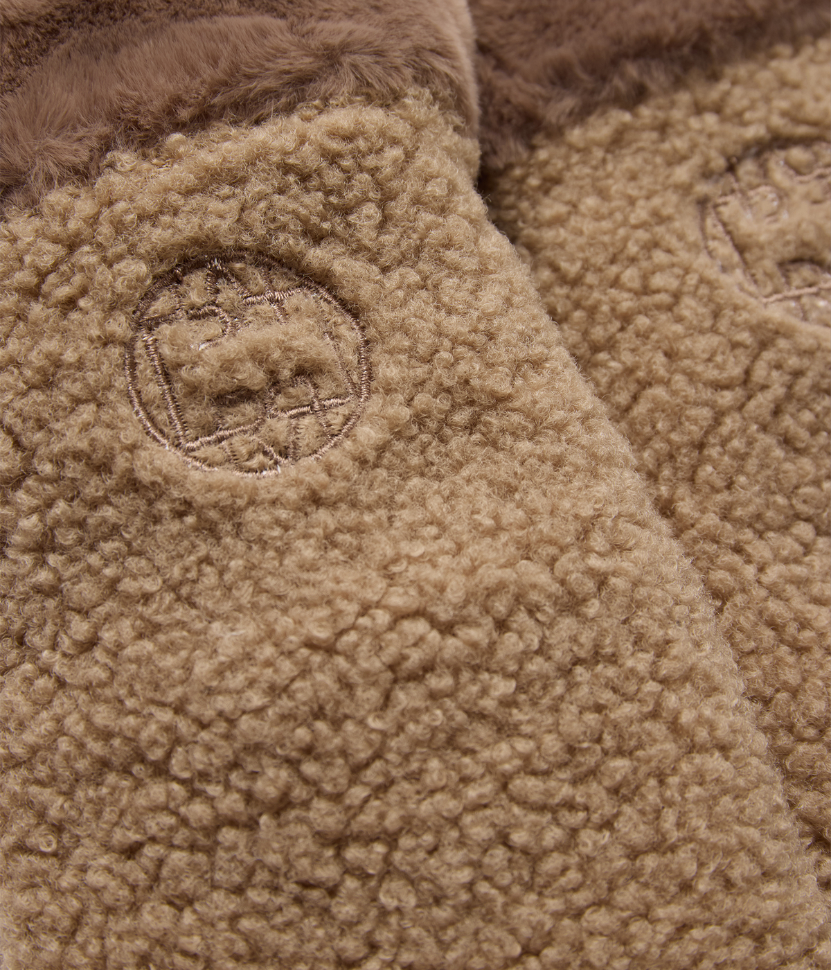 Lr-Synne 1 (1020C - PLAZA TAUPE COMBI)
