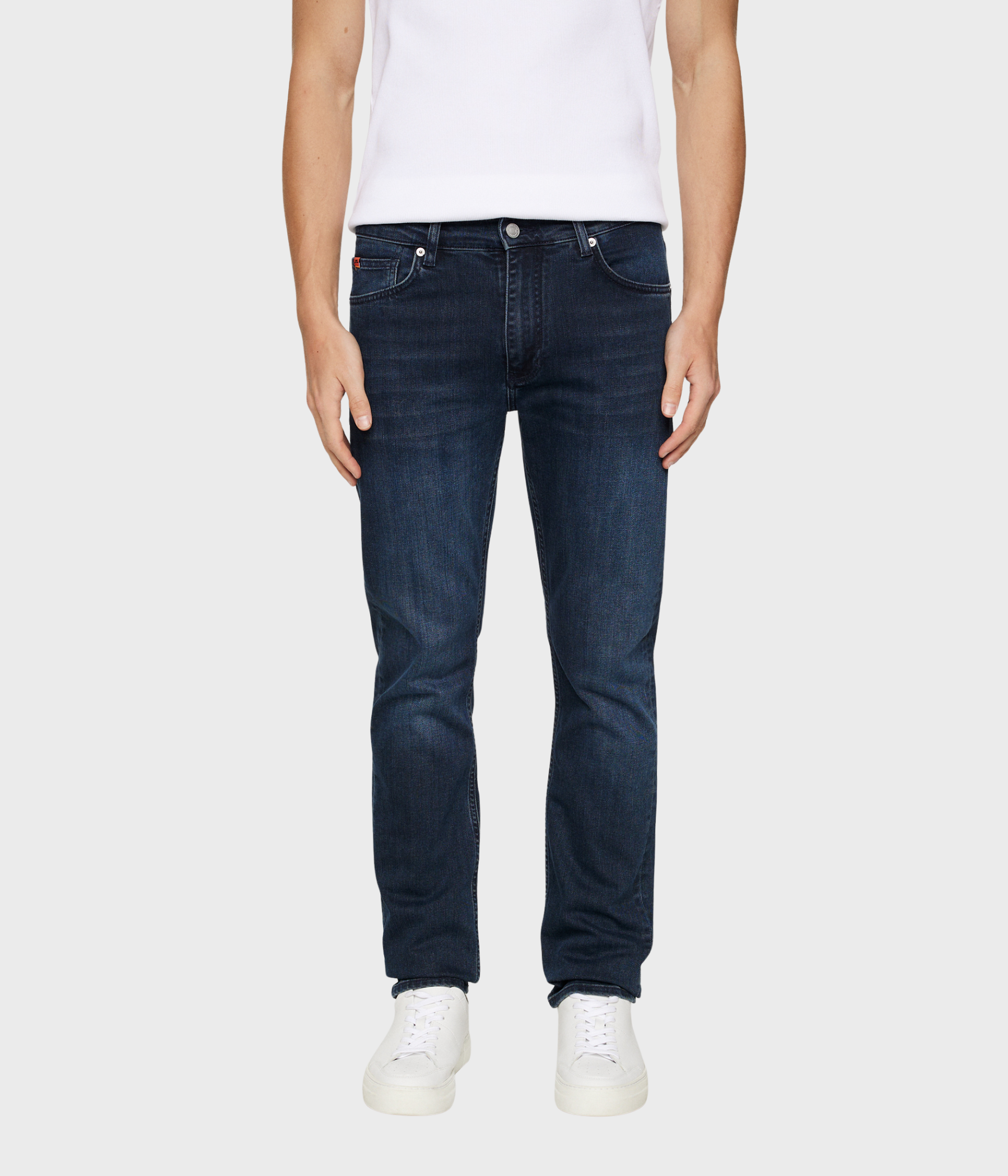 Jax Blueblack Slim Jeans. (6677 Dark Blue)