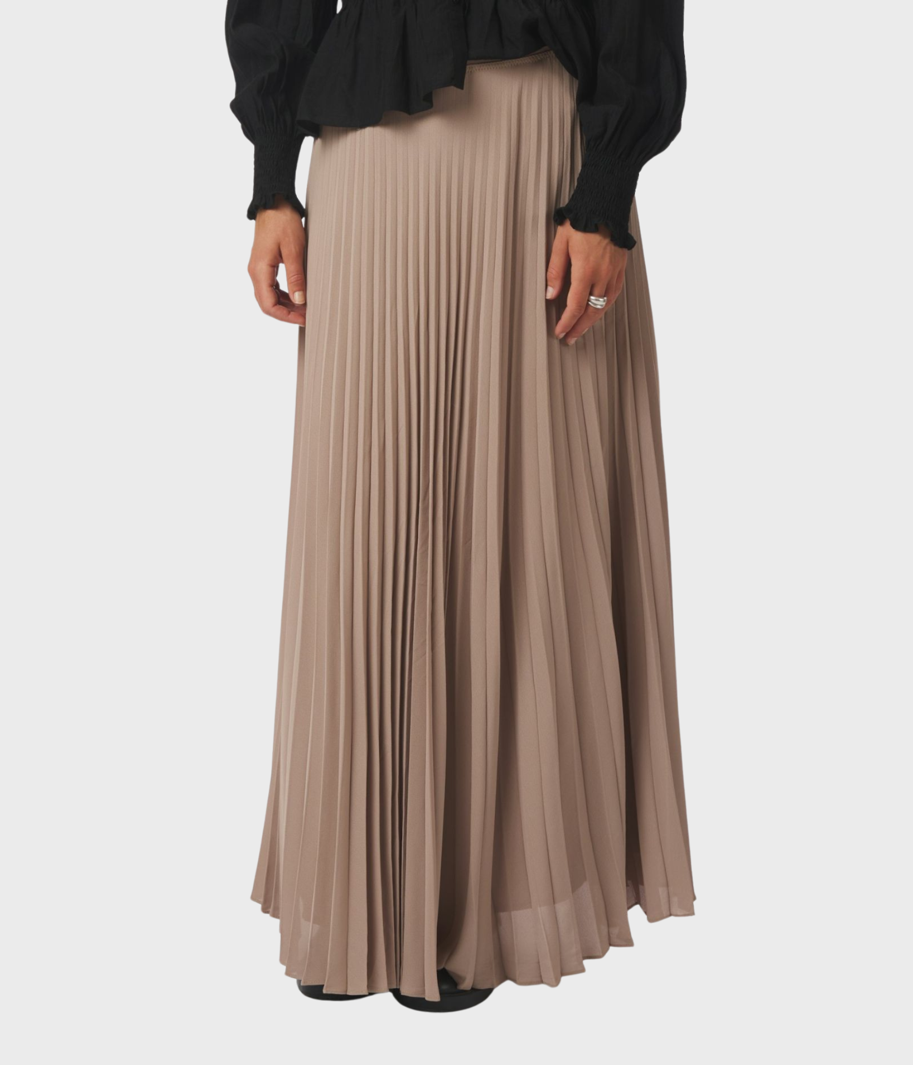 Boni Simple Plisse Skirt (Dark Taupe)