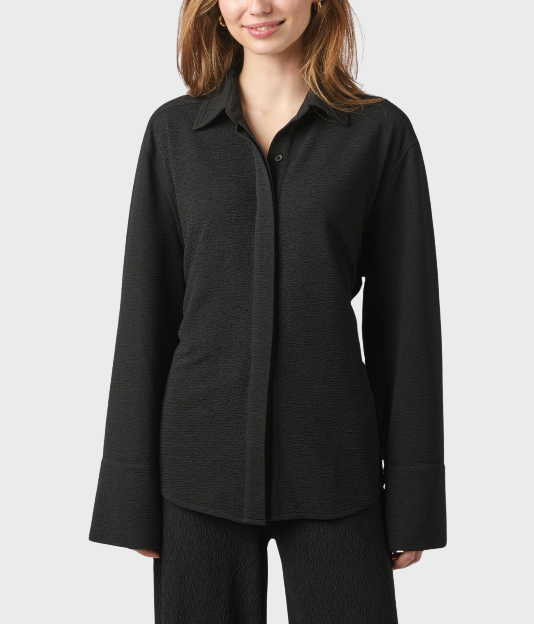 Waldita Structure Shirt (100 Black)