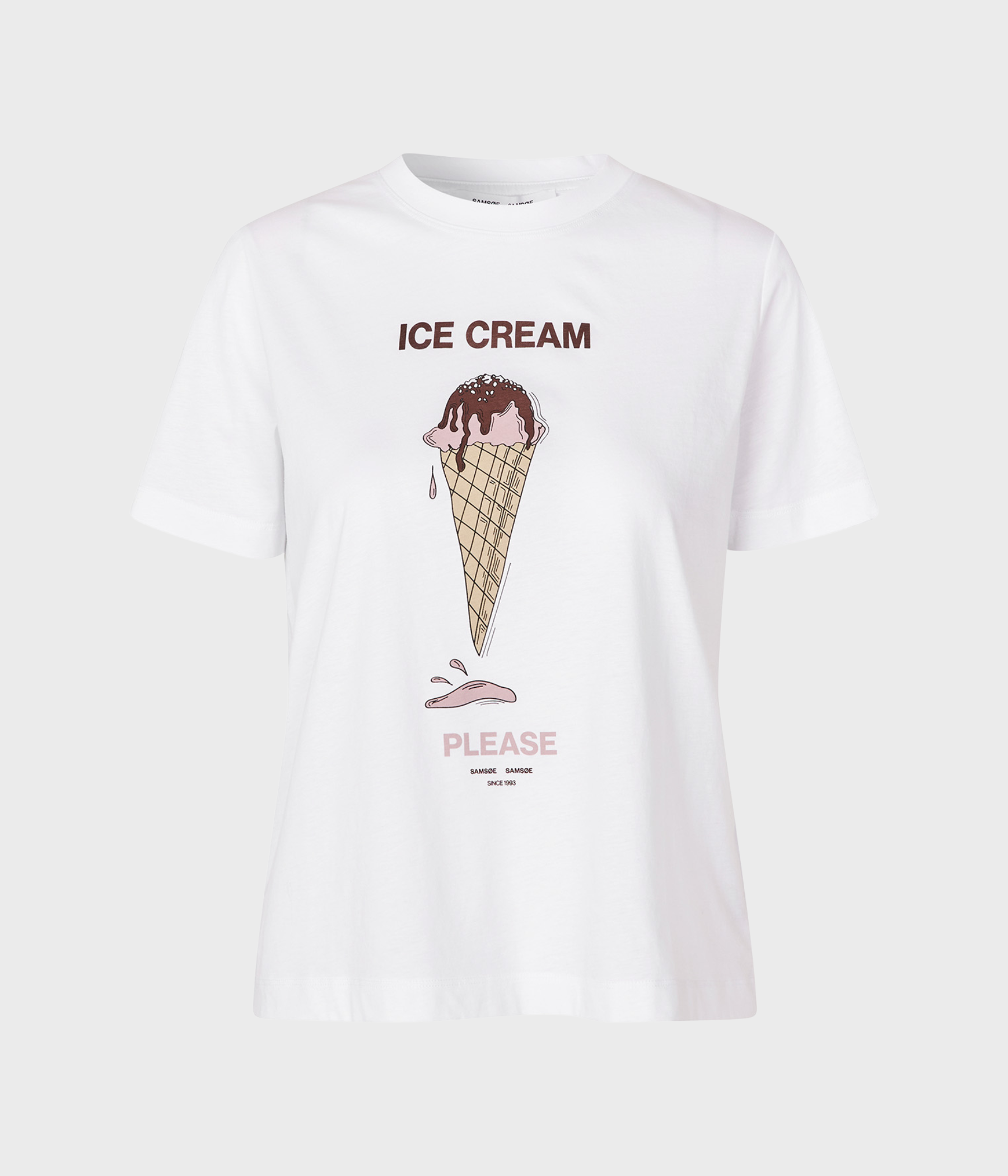 En vit t-shirt från Samsoe Samsoe. 