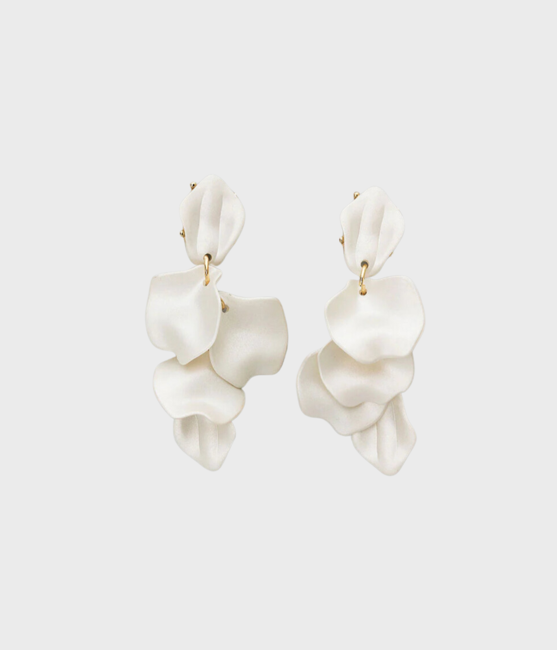 Leaf Earrings Pearl White (Pearl White)