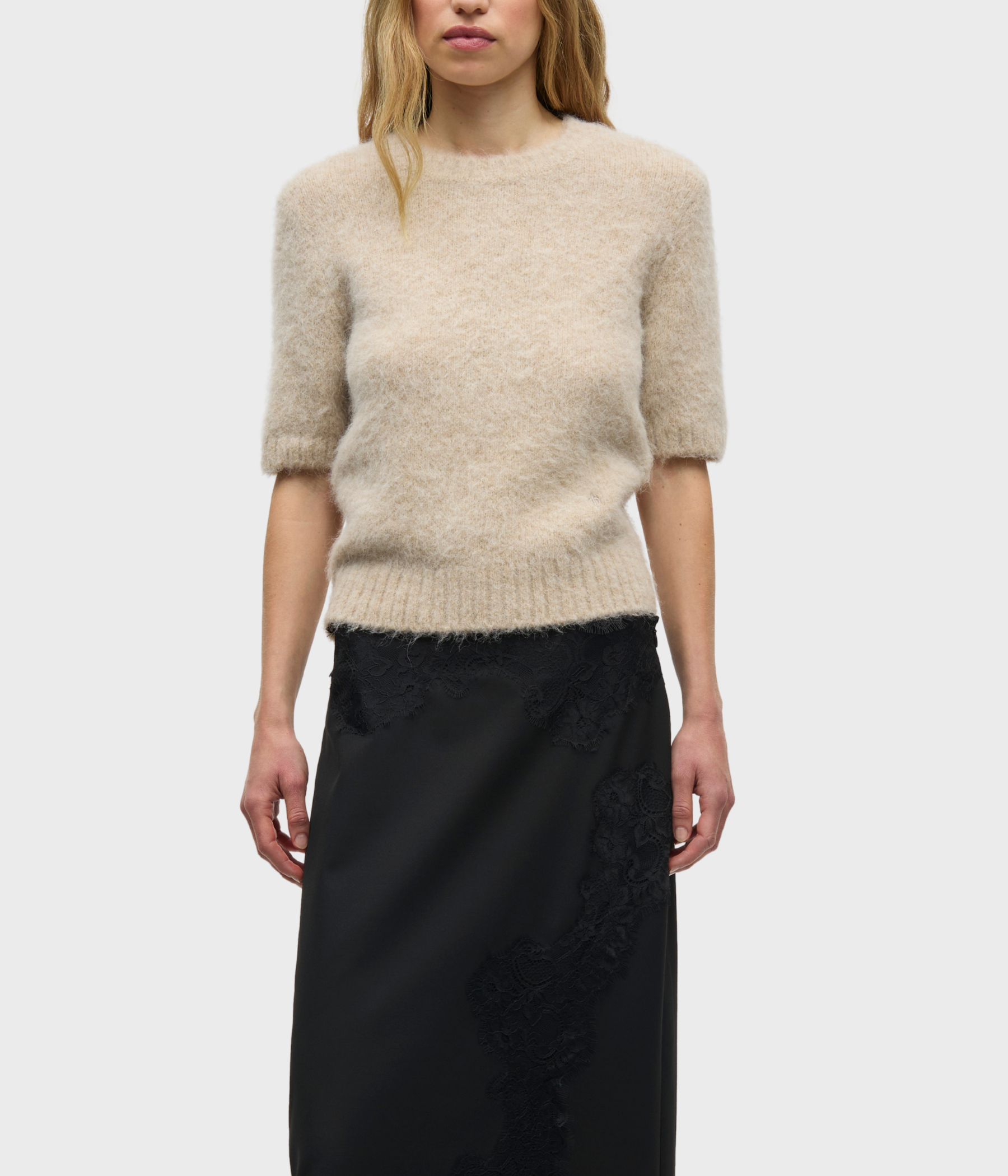 Sajeanne Top 15425. (CLR002866 Blush)