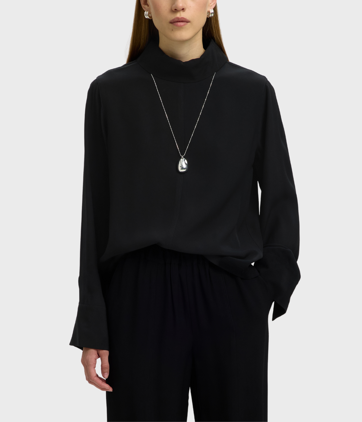 Slwsoler Regular Ls High Neck Top (Black)