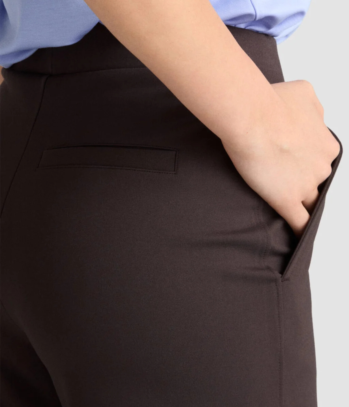 Leia Pants (GANACHE)