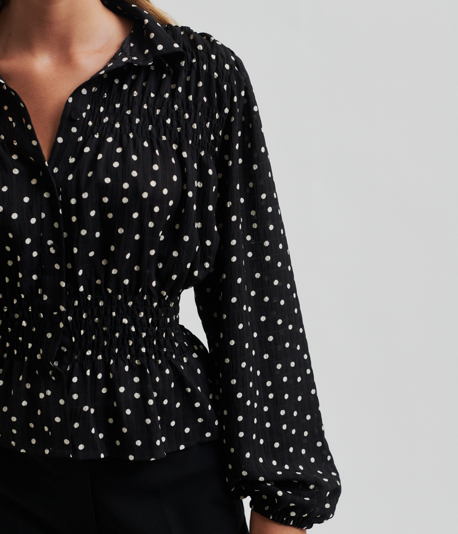 Tuva Shirt (8001 Black)