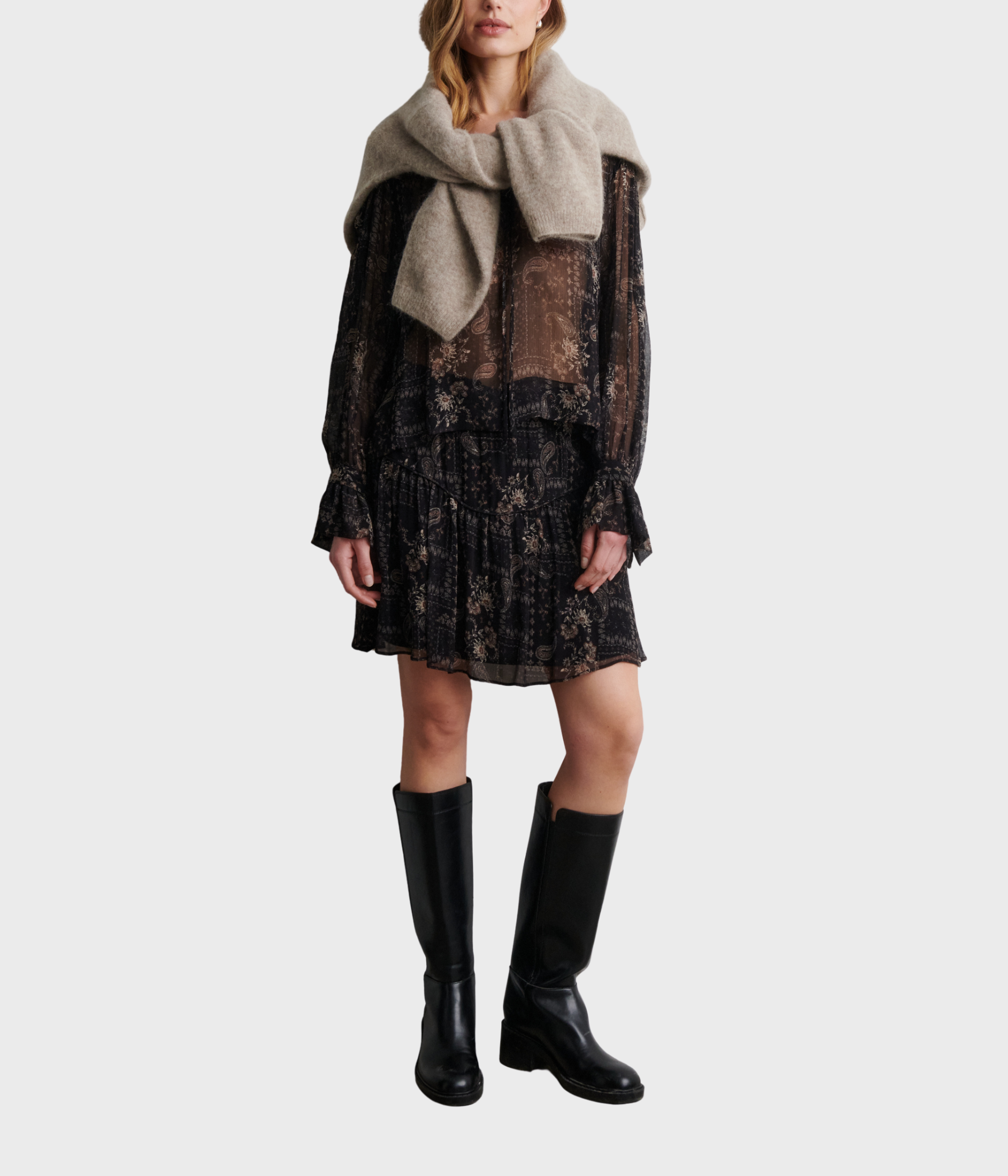 Paislia Frill Blouse (Black)