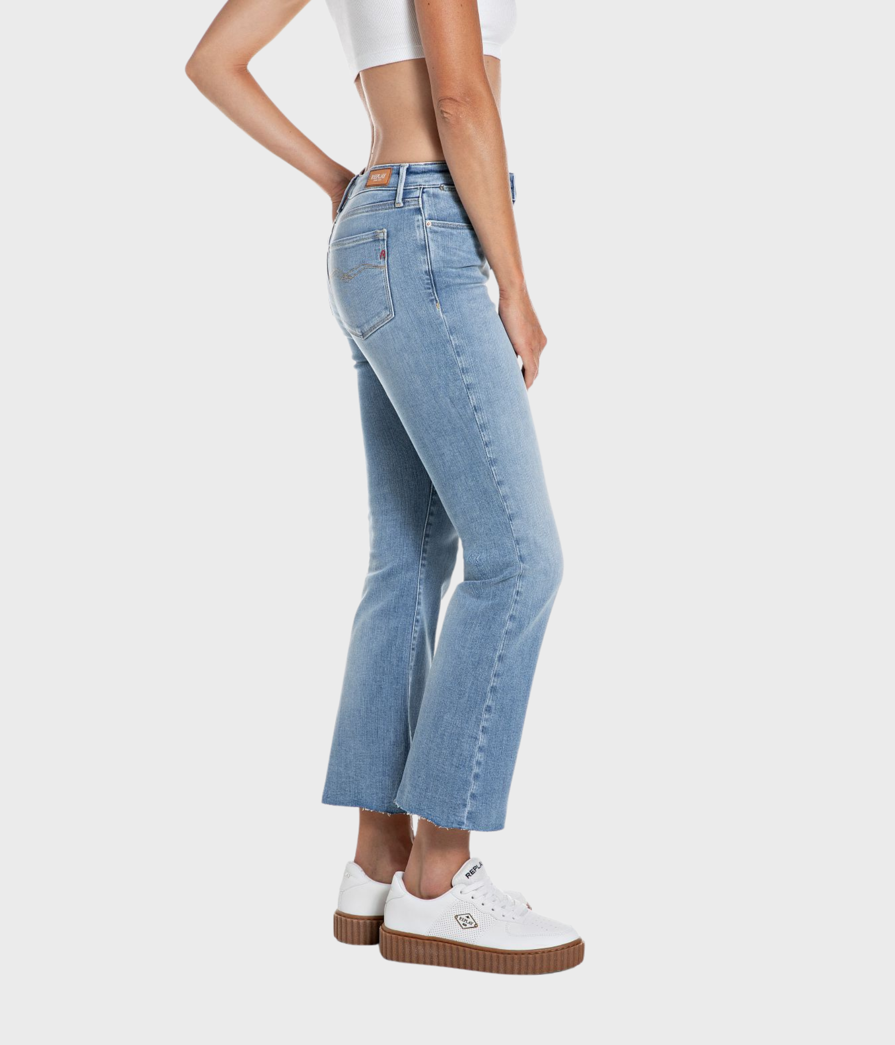 Zolie Flare (010 LIGHT BLUE light tone enzymatic stone wash)