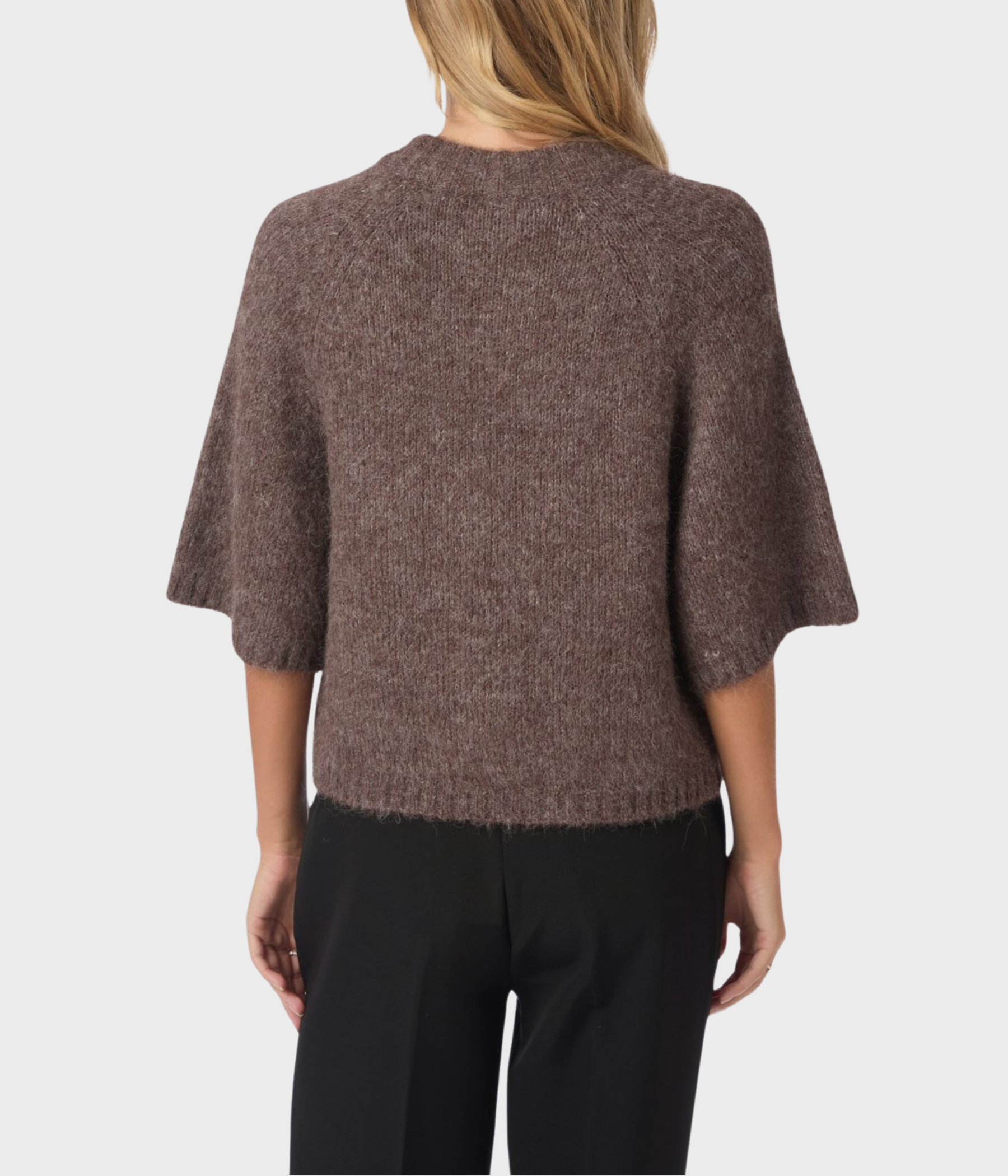 Benuta Fluffy Knit Cardigan. (928 Light Brown)