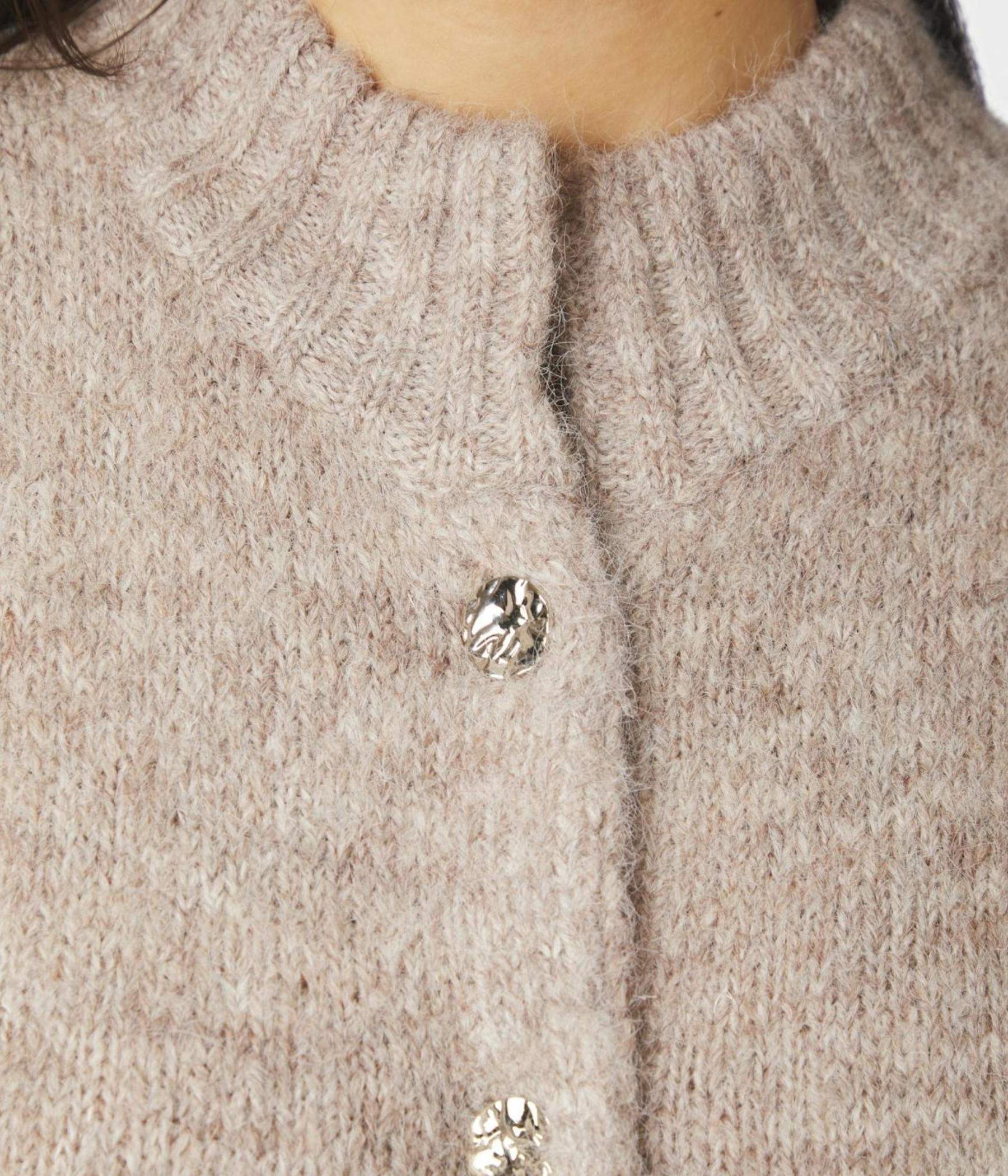 Taura Fluffy Knit Cardigan. (976 Beige Melange)