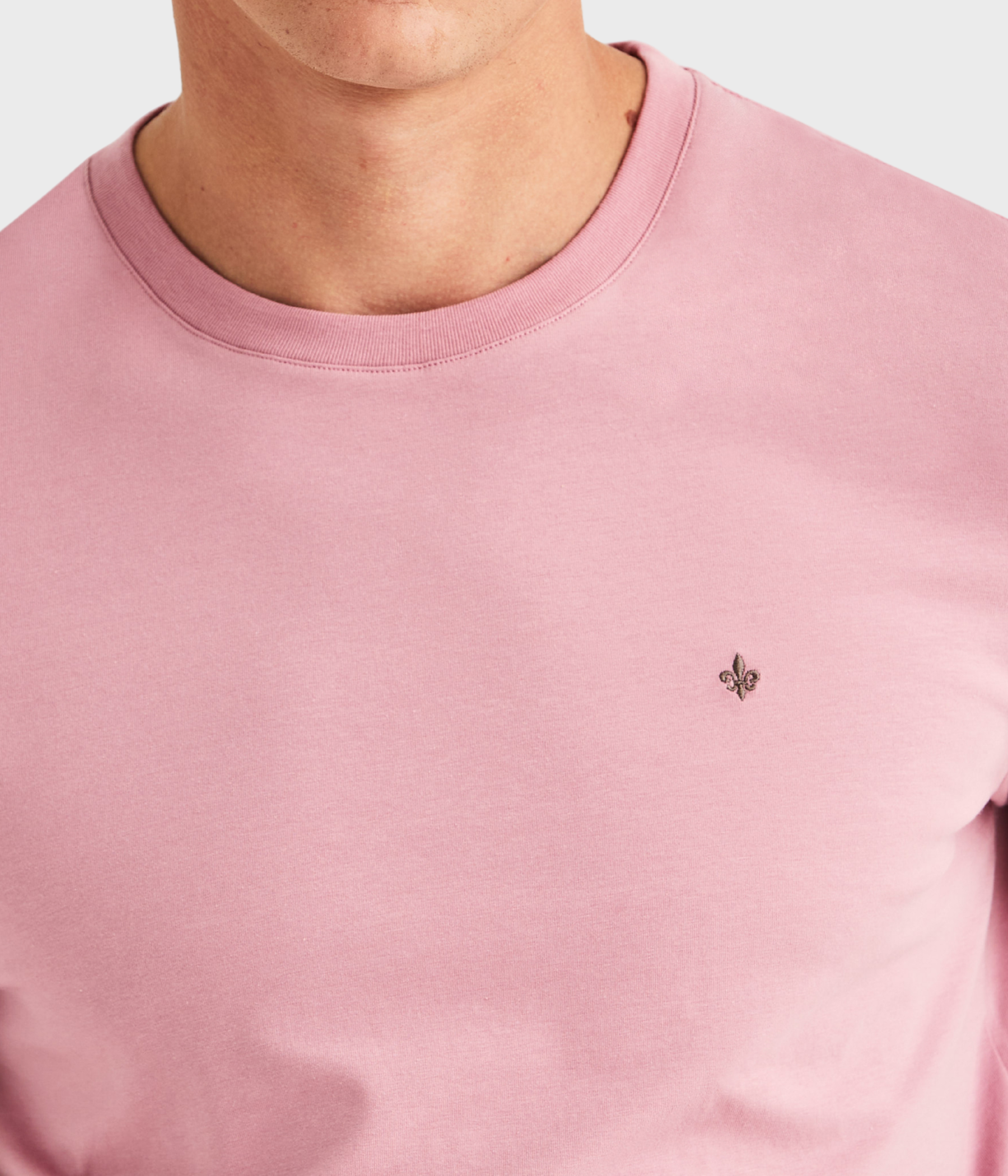 James Tee (32 pink)