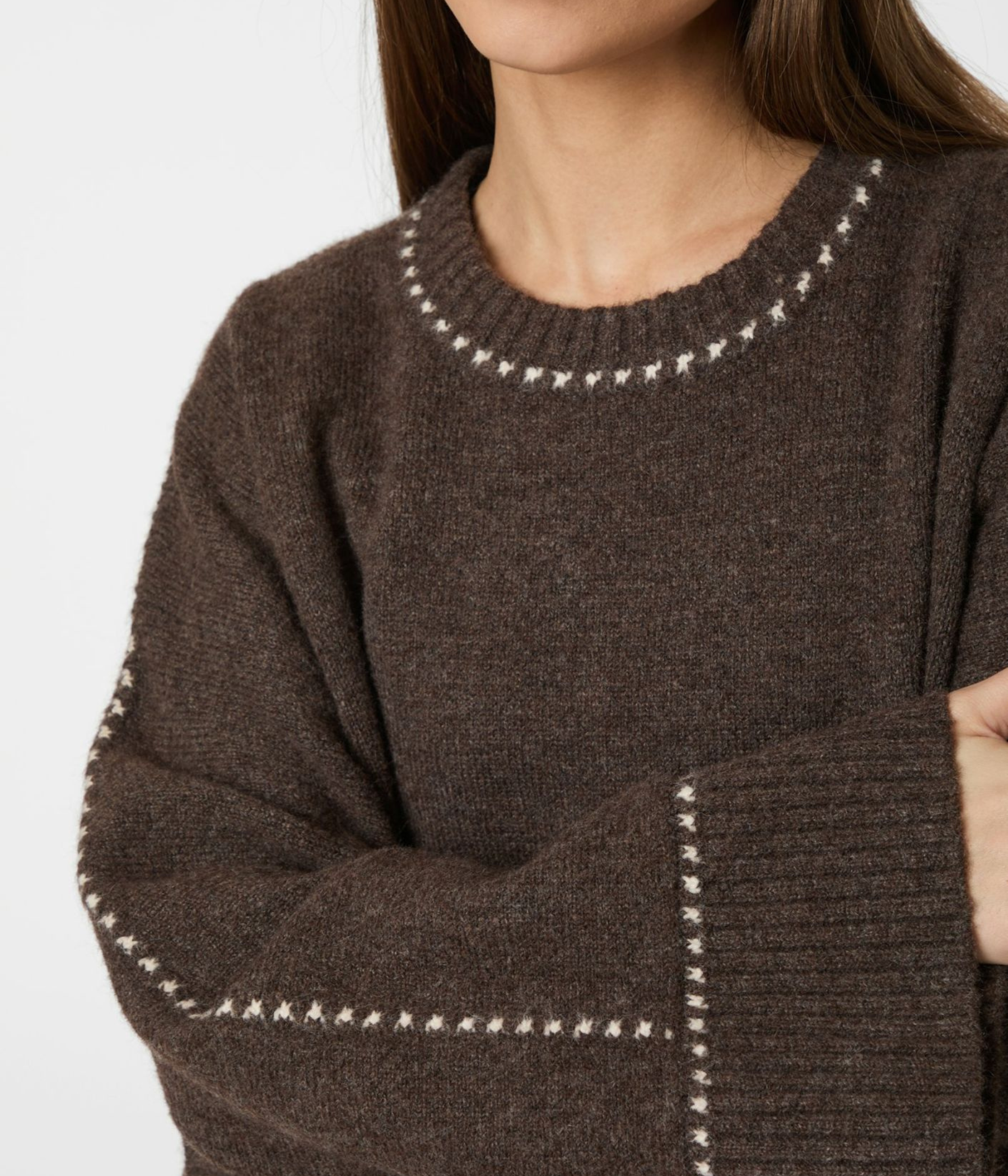 Roeme Knit Stitch Blouse. (205 Brown Melange)