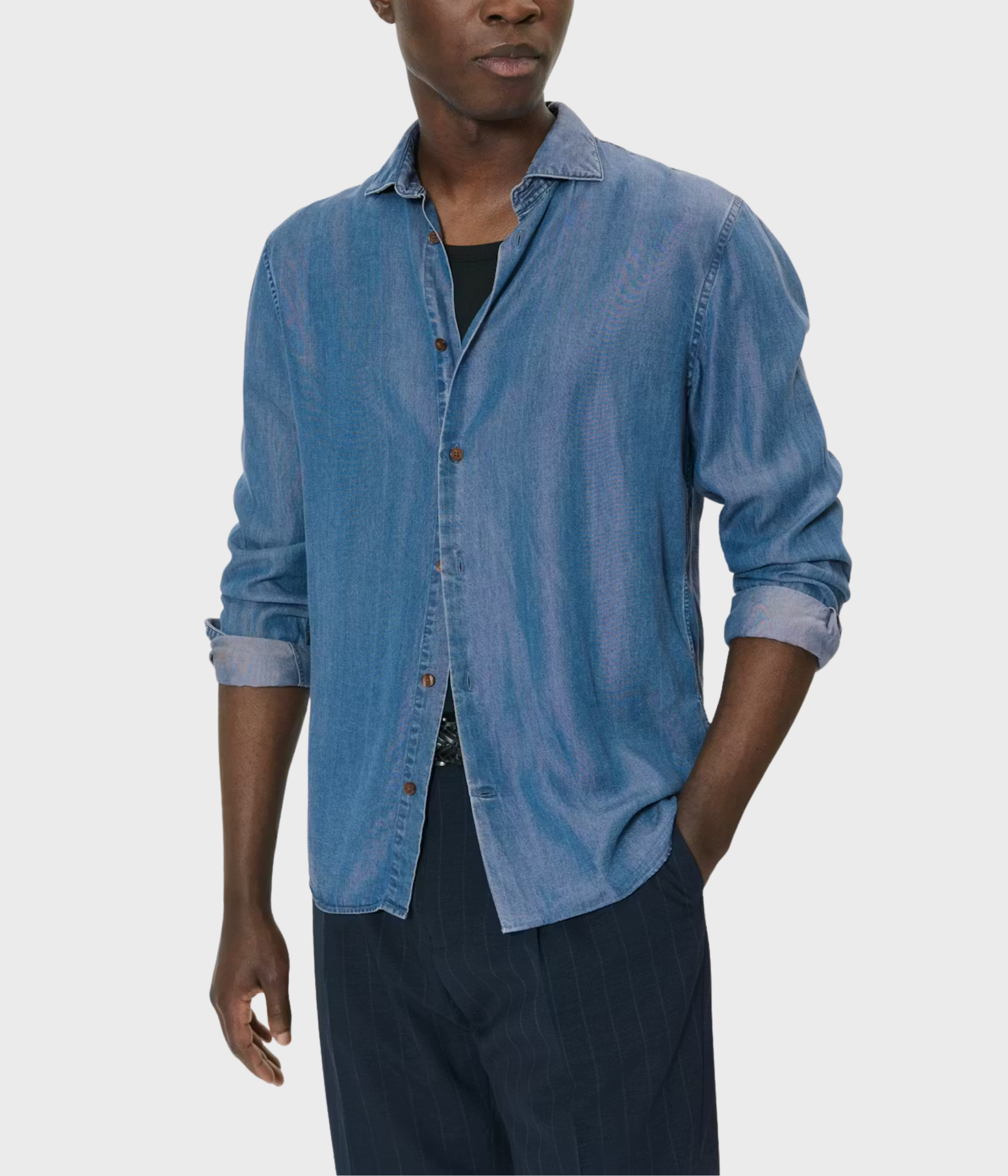 Mamarc Short. (300279 Medium Washed Denim)