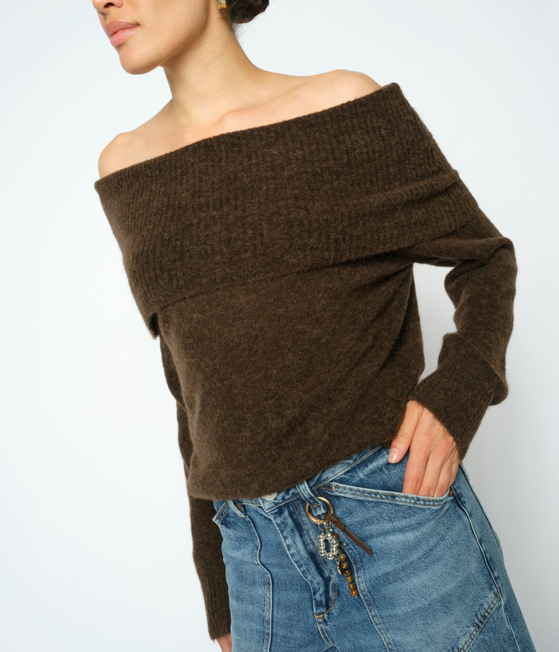 Mmmape Off Shoulder Knit (160 Delicioso)