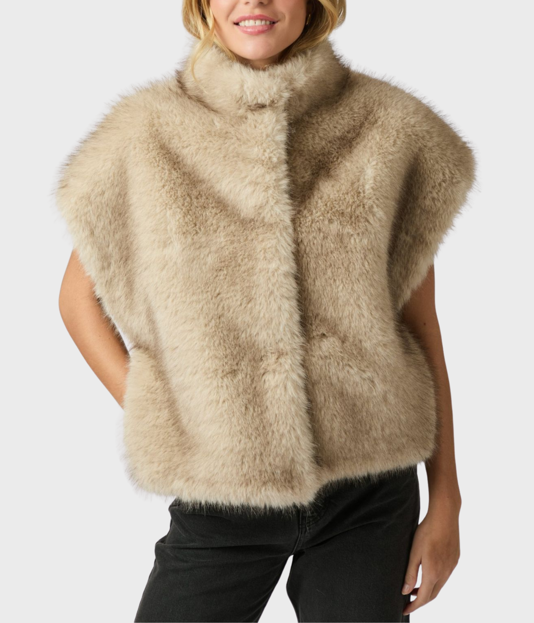 Kevini Faux Fur Vest (123 Beige)