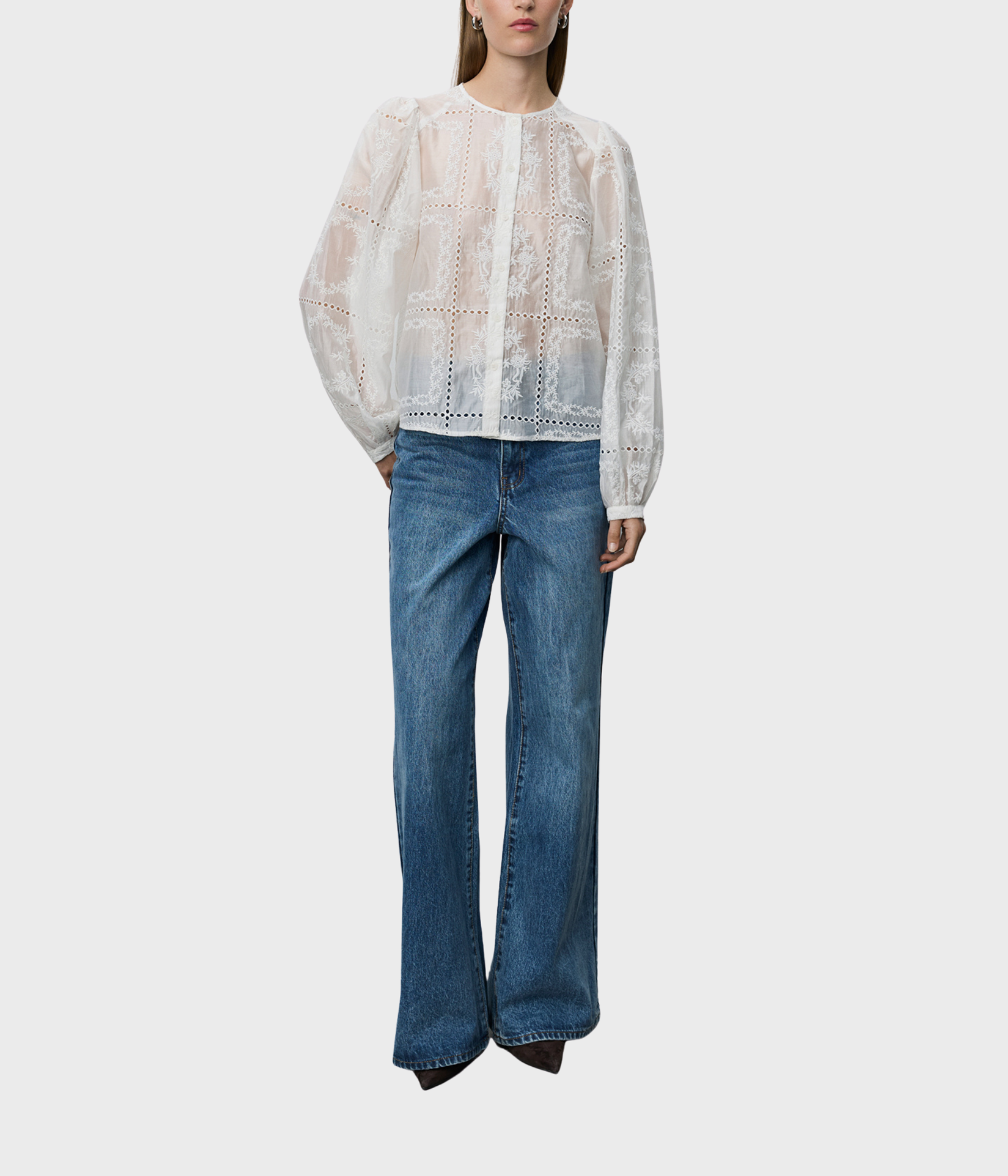 Corasw Detailed Embroidery Shirt (0101 Off white)