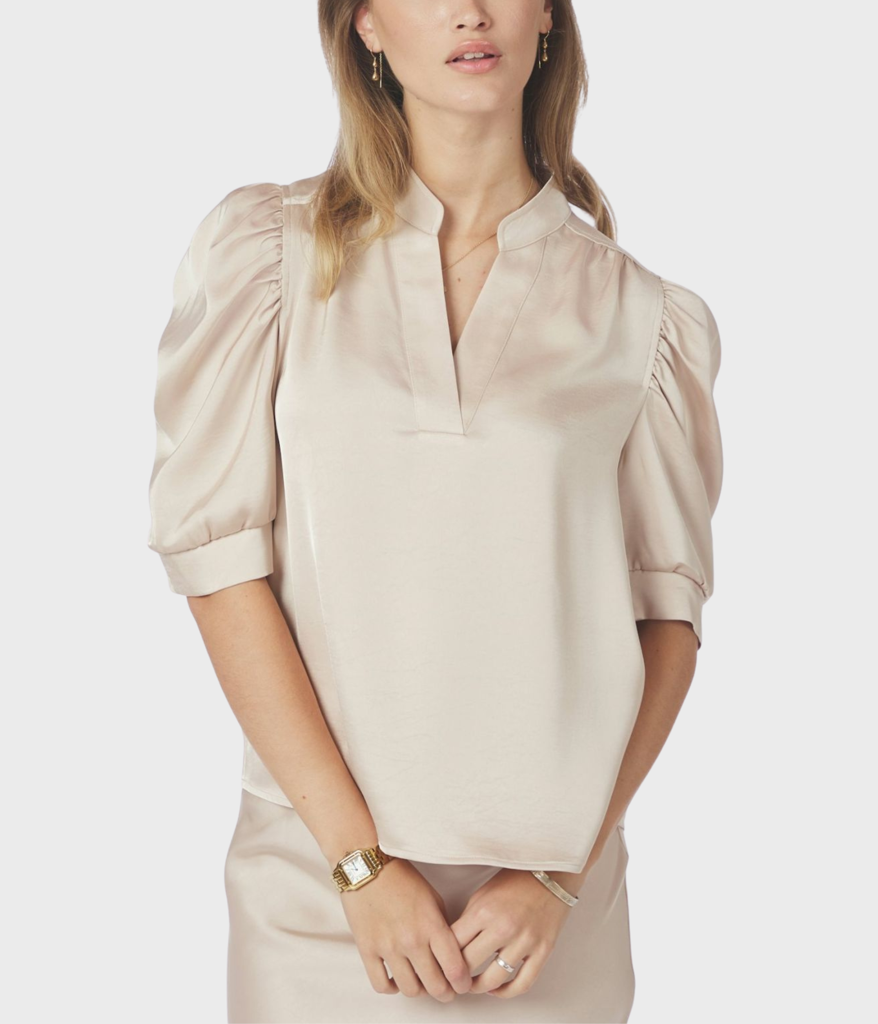 Roella Heavy Sateen Blouse. (720 Champagne)