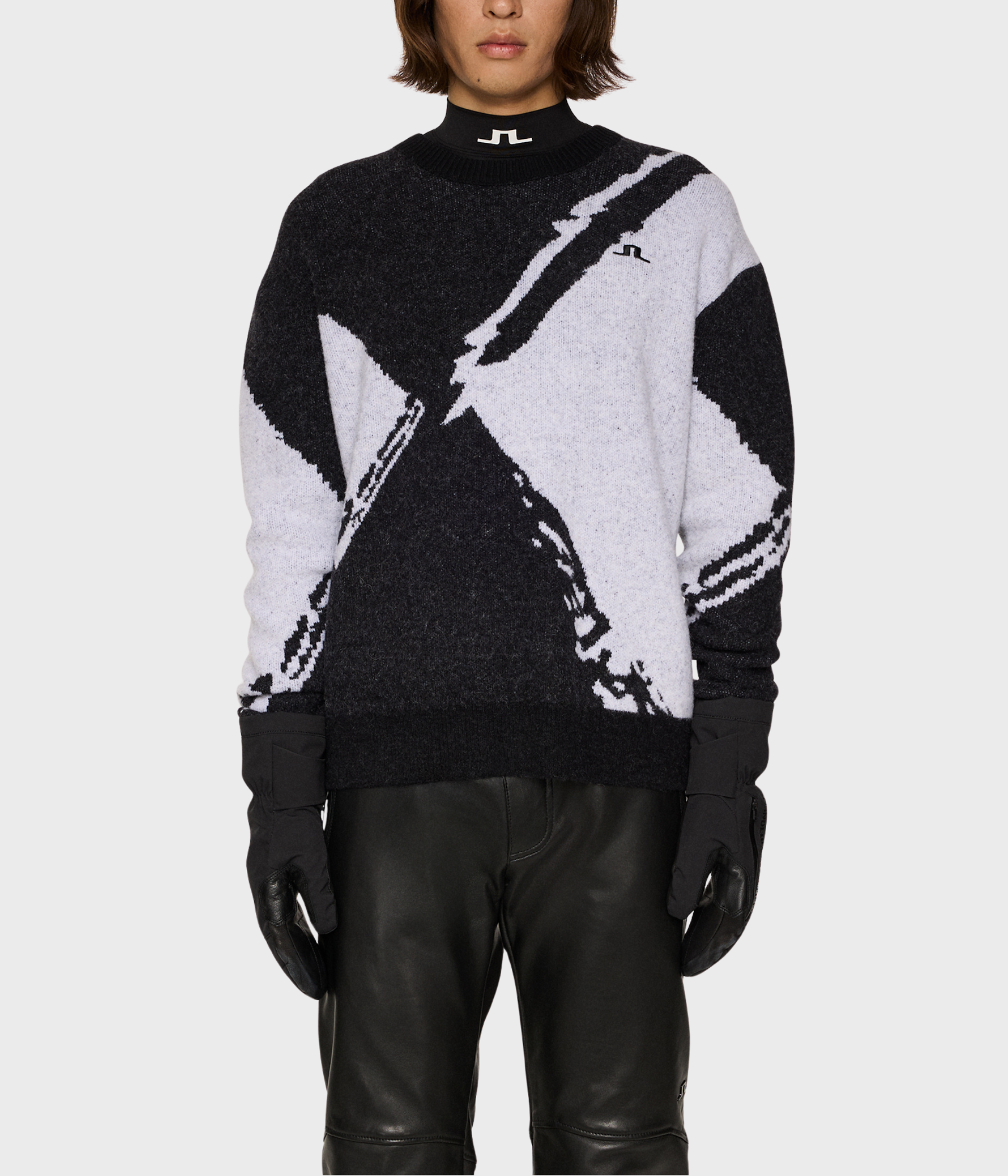 Jaxton Knitted Sweater. (9999 Black)
