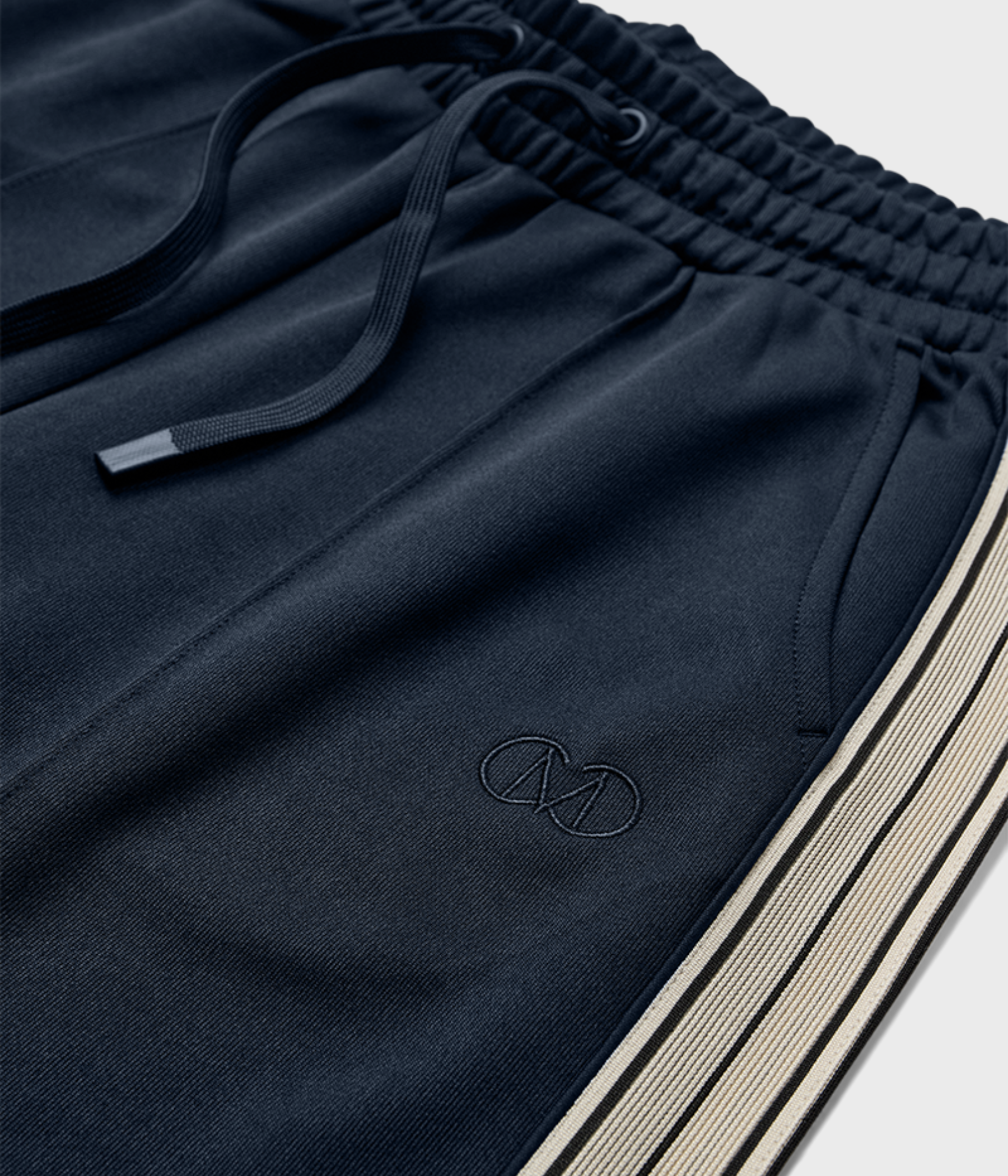 CMADA-SWEATPANTS (3880 Total Eclipse)