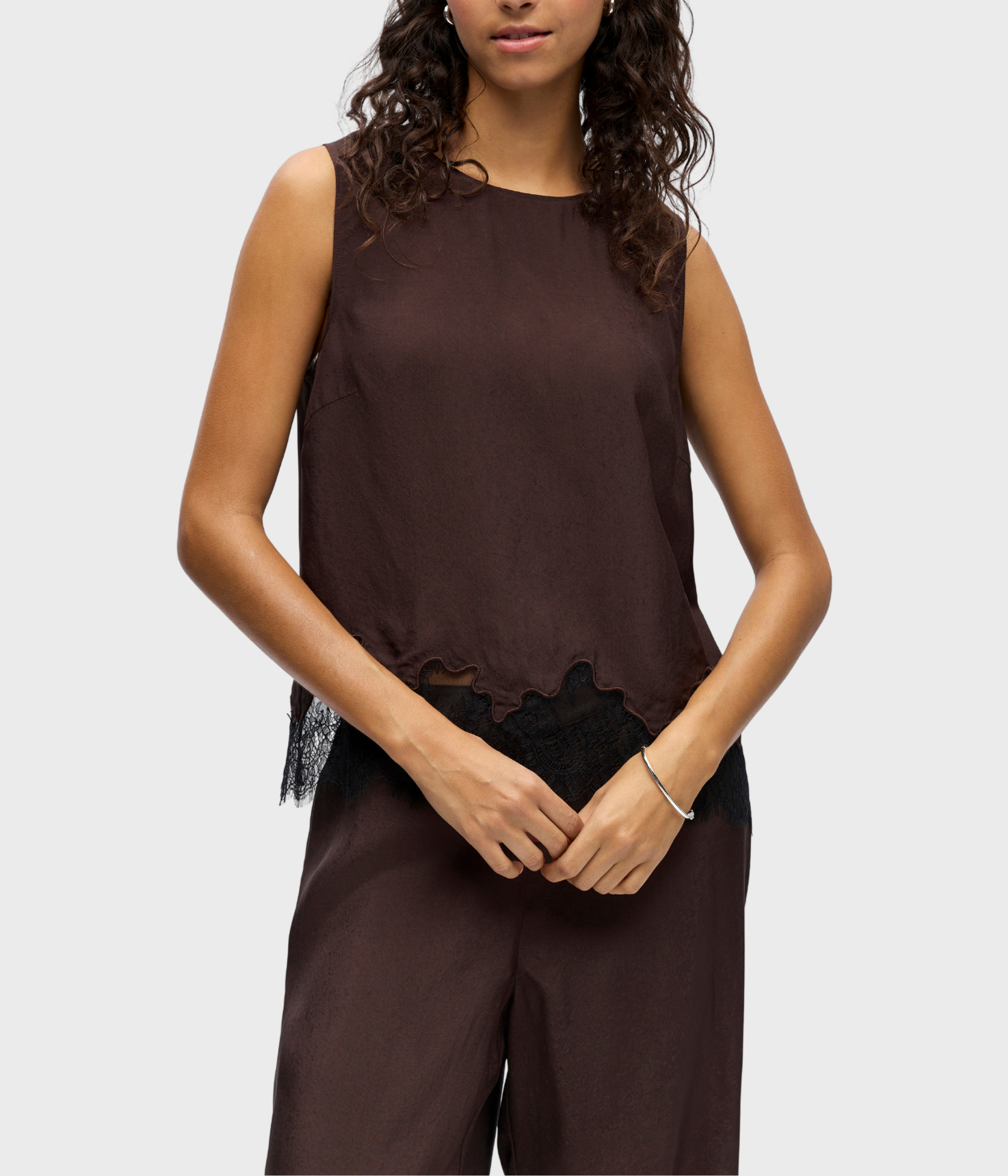 OBJDALME SL LACE TOP E AW FAIR 25 (Seal Brown/ Detail:Black lace)