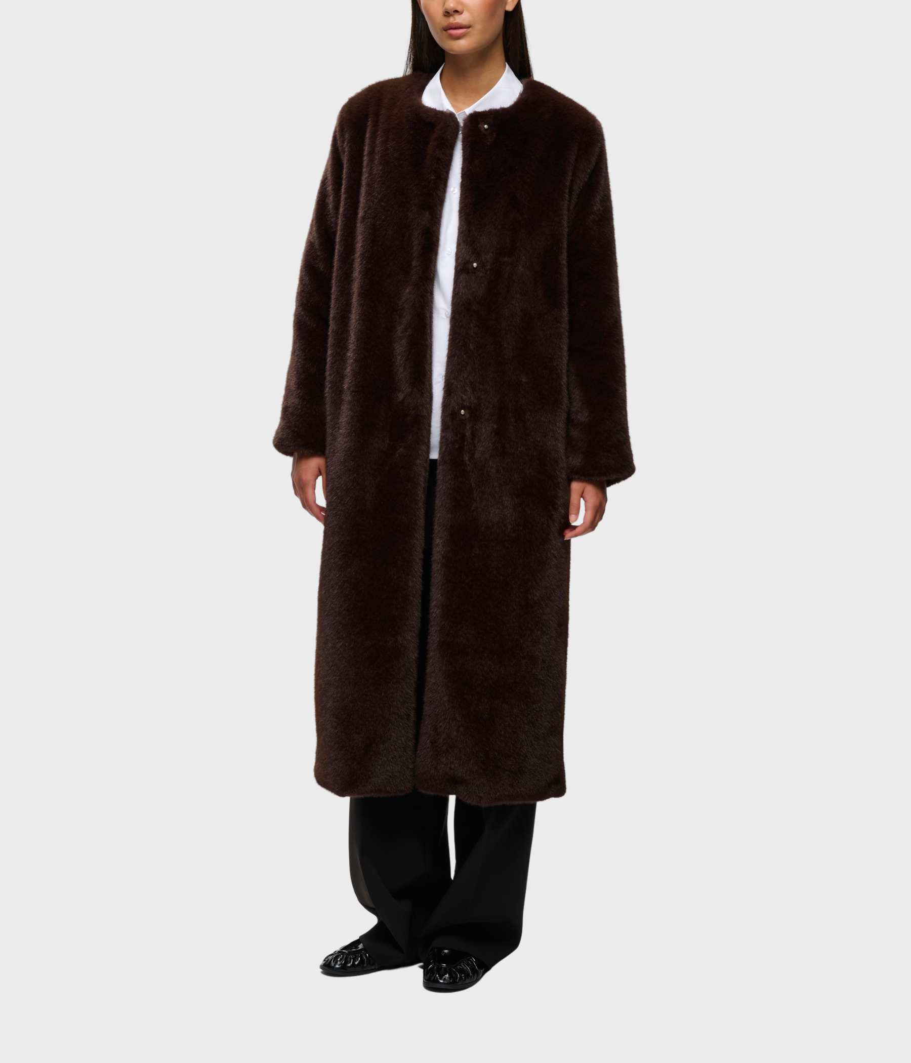 Zabelleiw Long Coat (191109 Chocolate Brown)