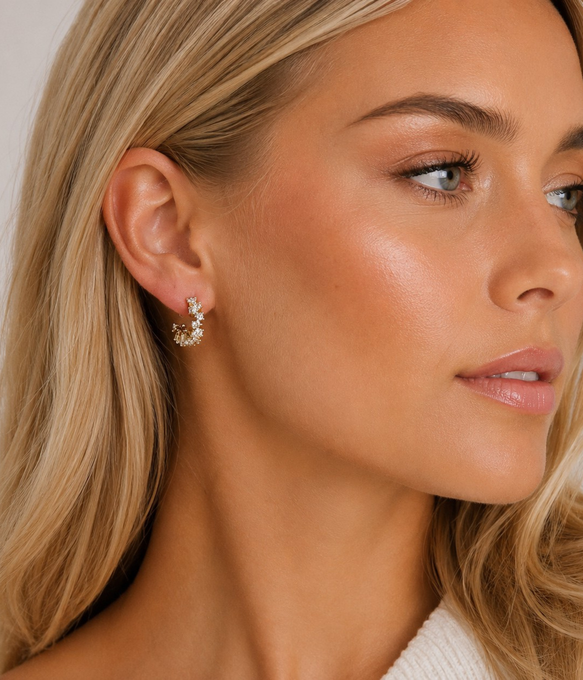 Nuit Oval Ear (Gold)
