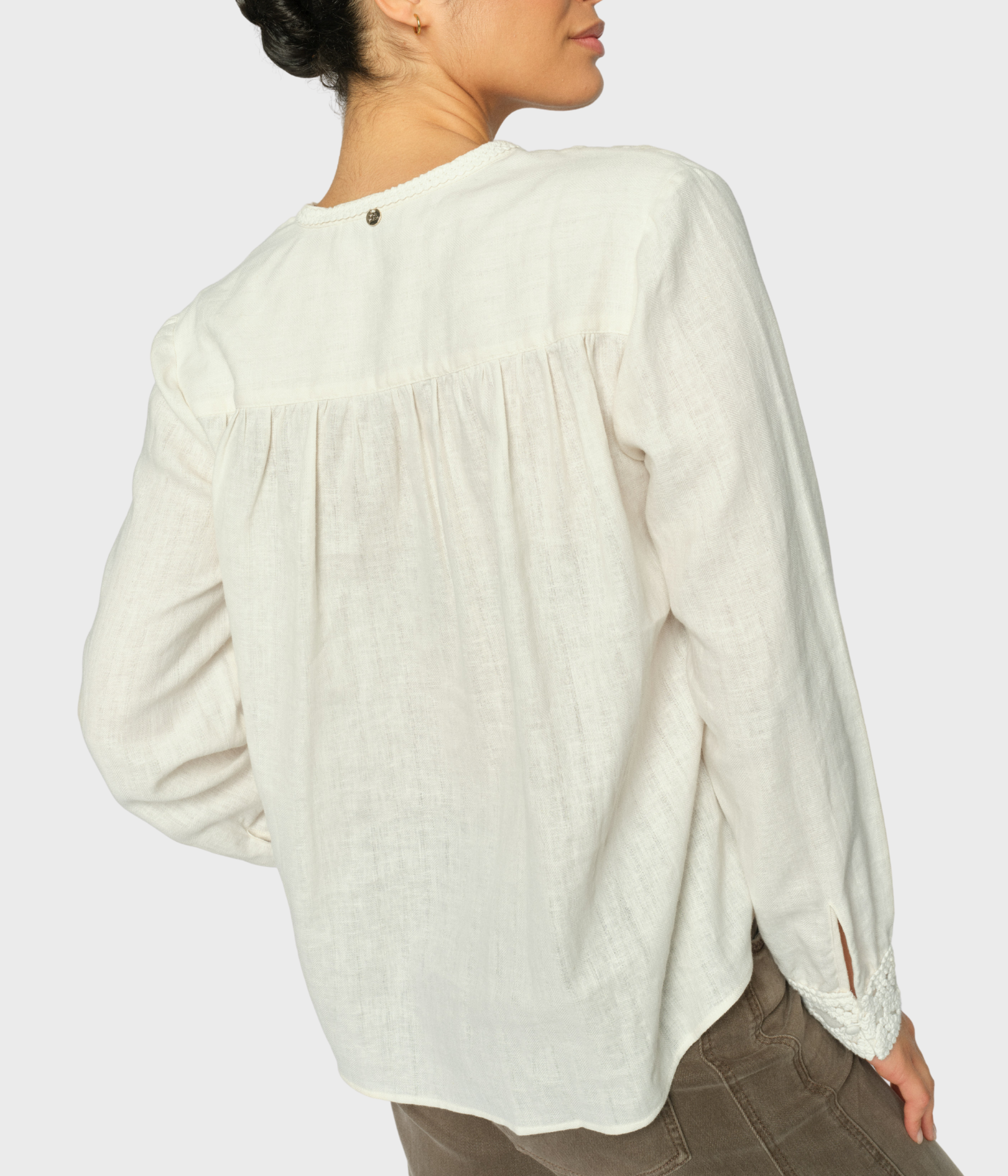 Mmevanda Ls Blouse (180 Ecru) - D.O. Design Only