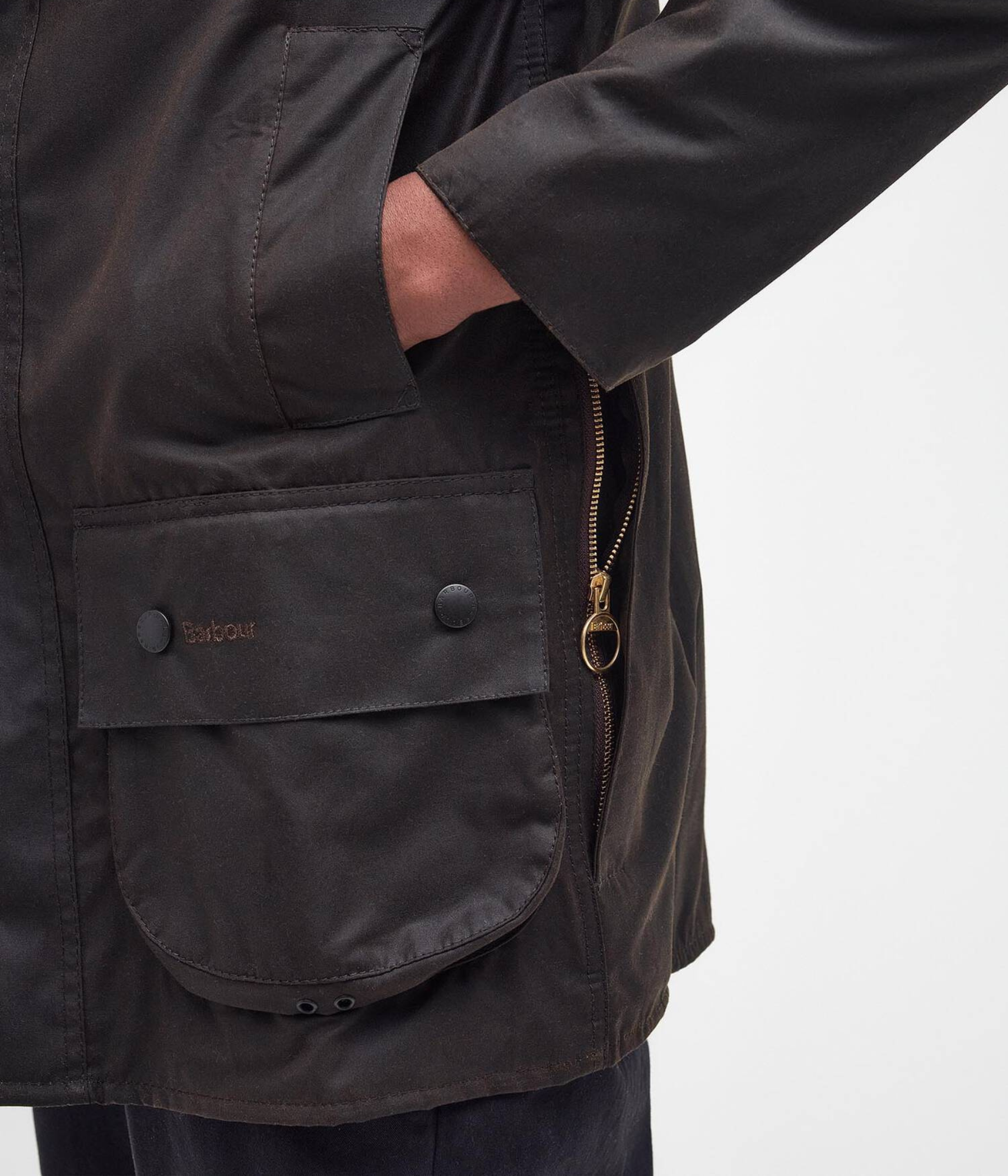 Classic Beaufort Wax Jacket. (OL71 Olive)