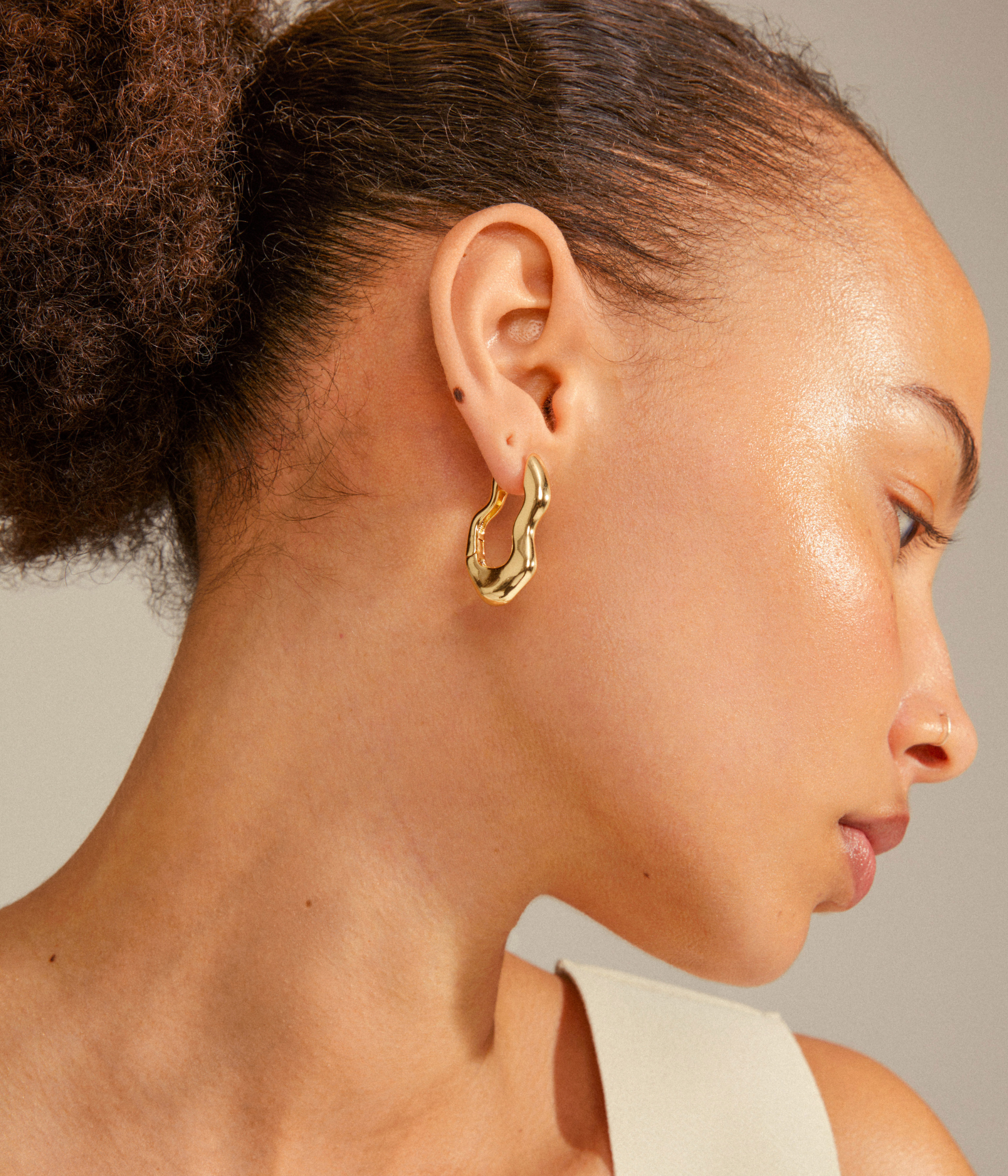 LOULIA Wavy Earrings Gold-Plated (gold-plated)