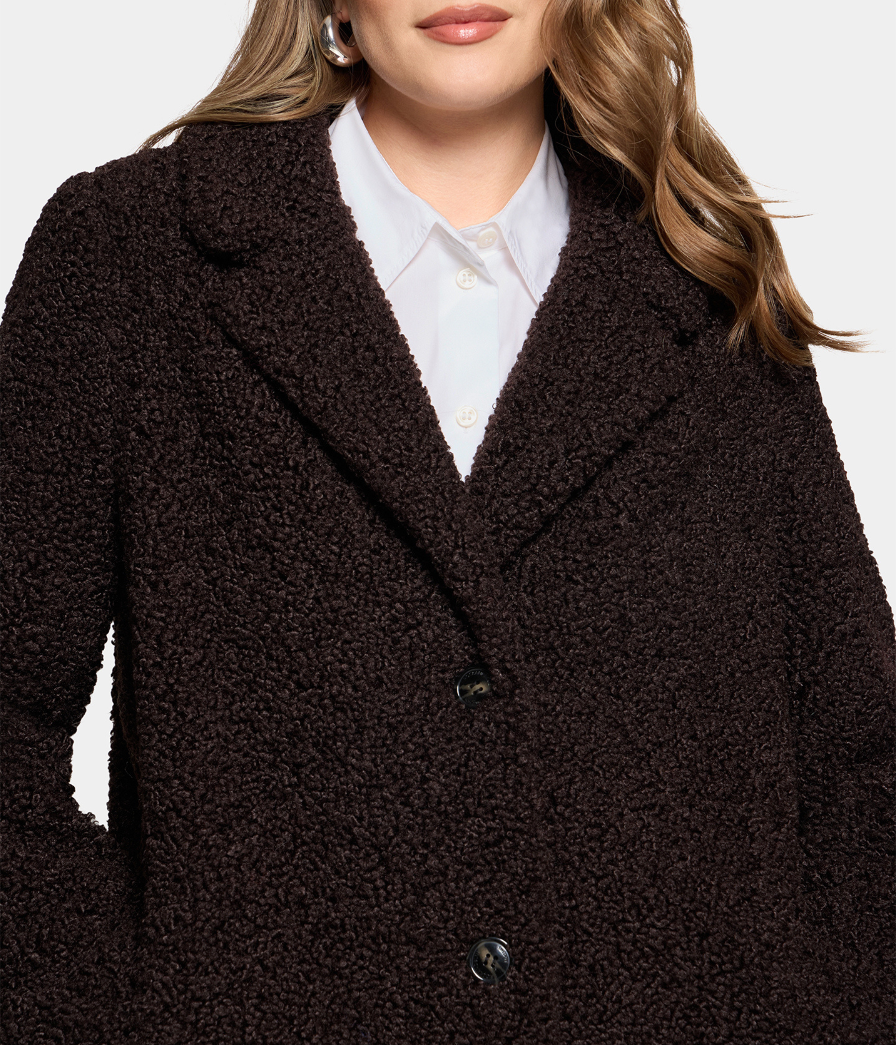 Diddi. (16300 Deep Brown)