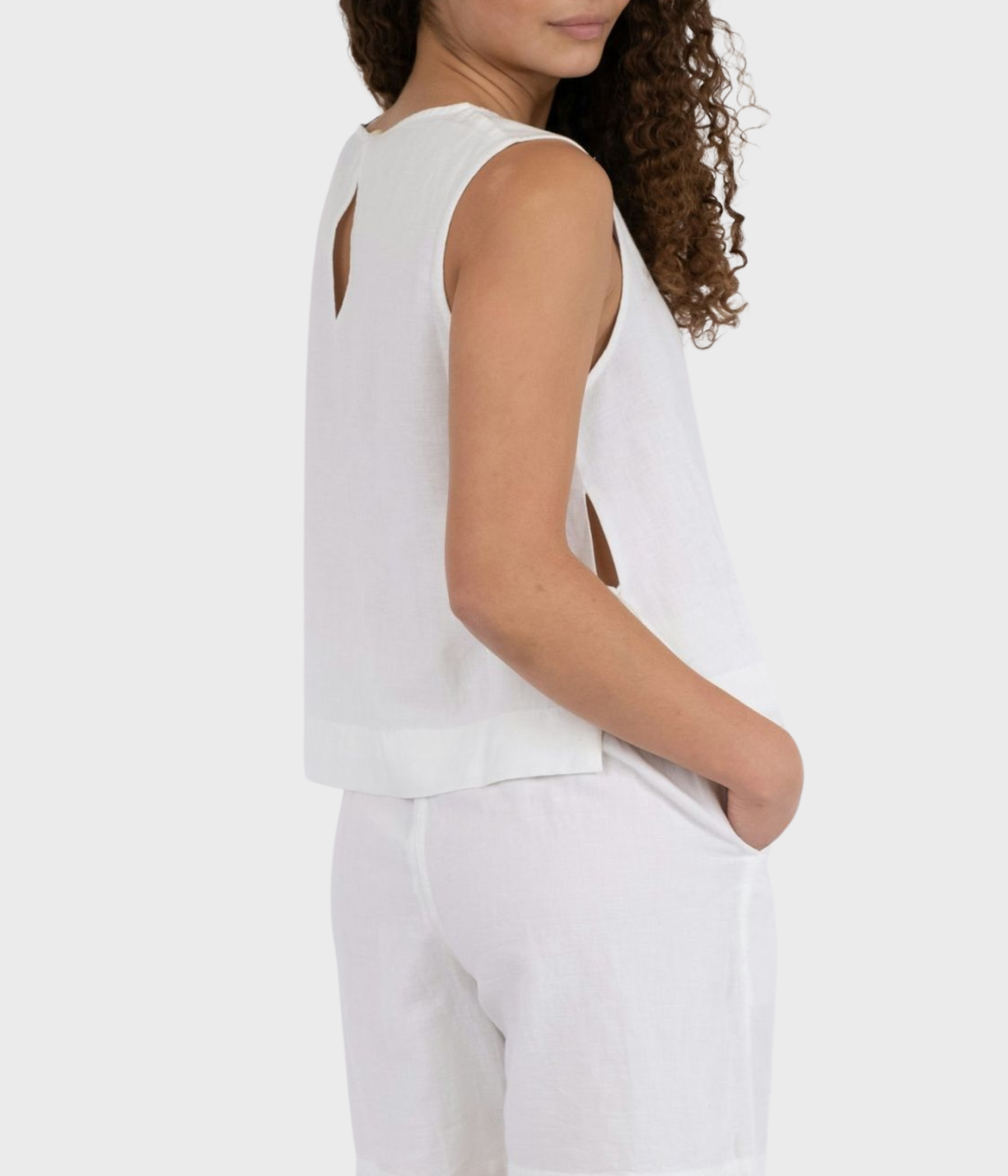 Svetlana Linen Top (120 White)
