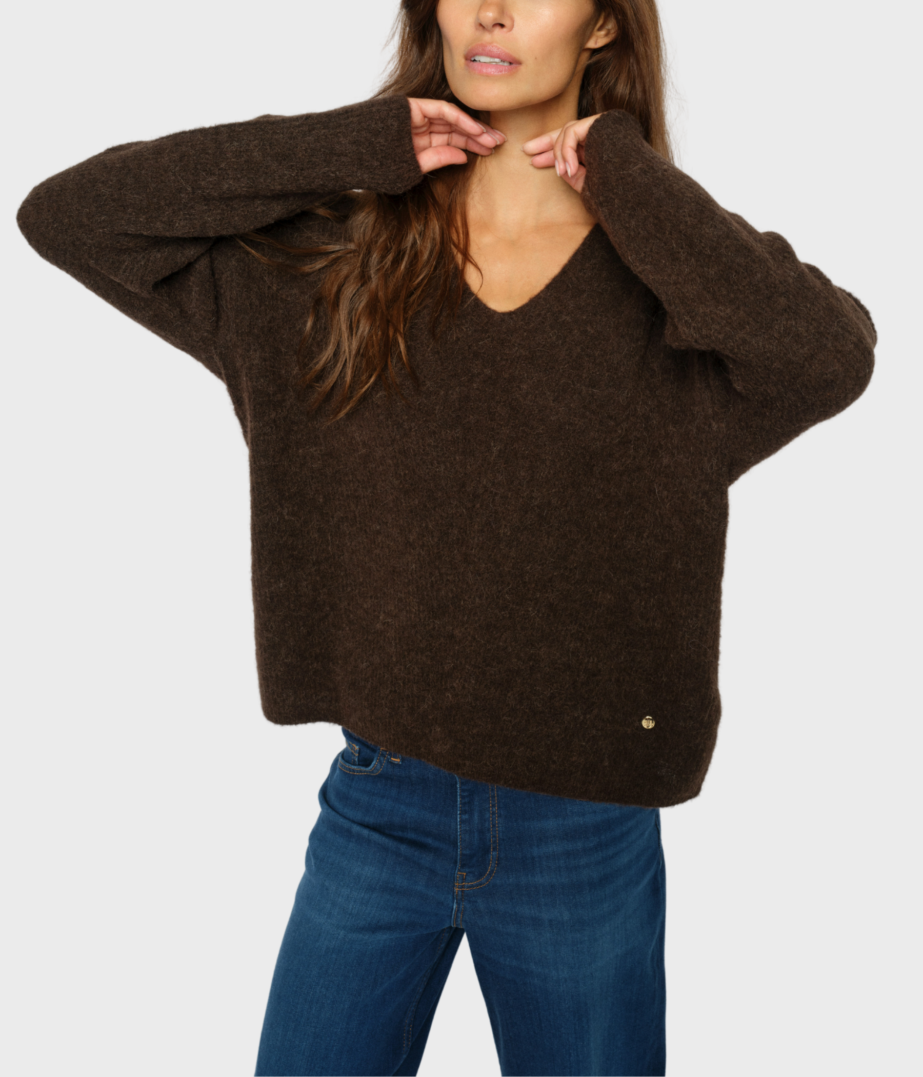 Mmthora V-Neck Knit. (160 Delicioso)