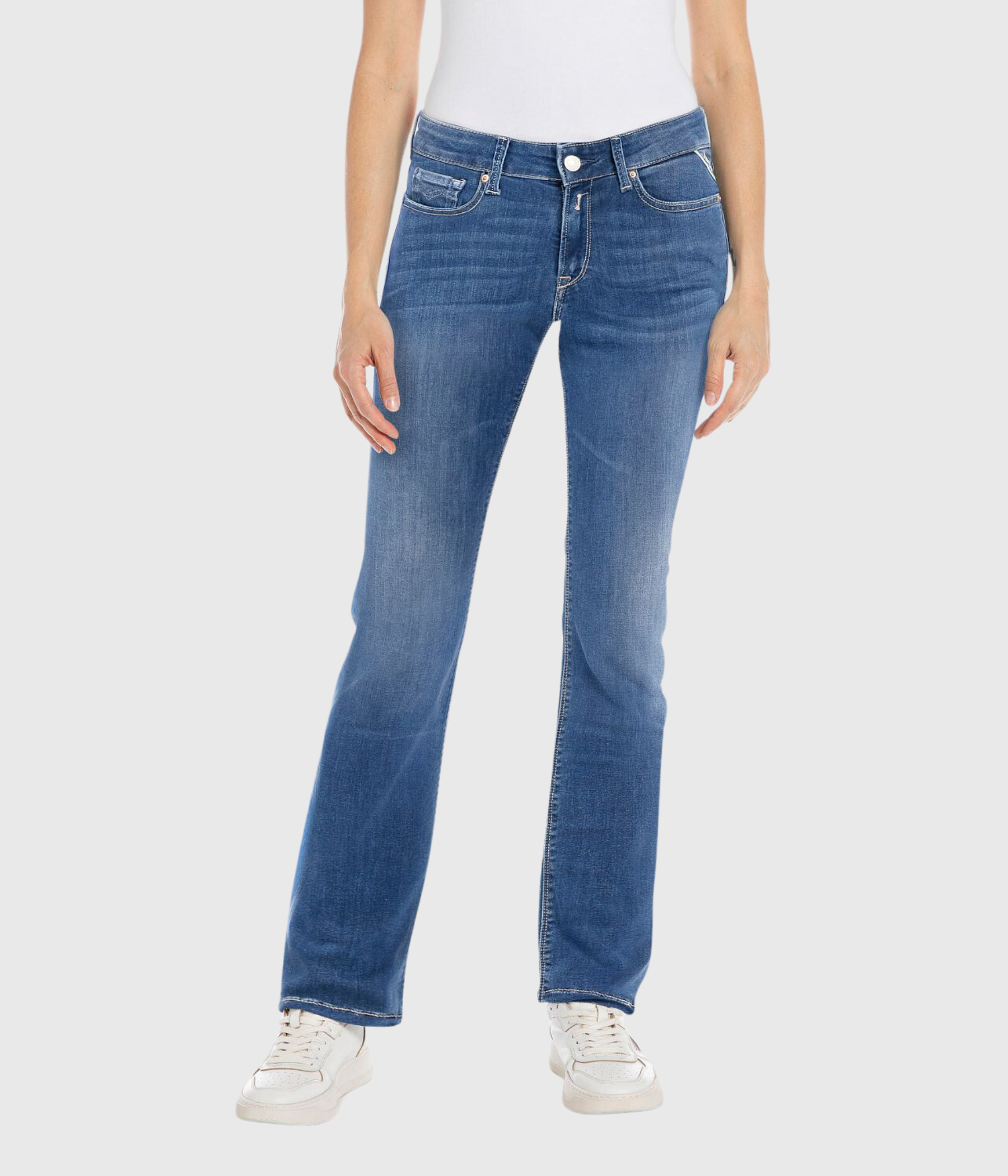 mellanblå bootcut jeans