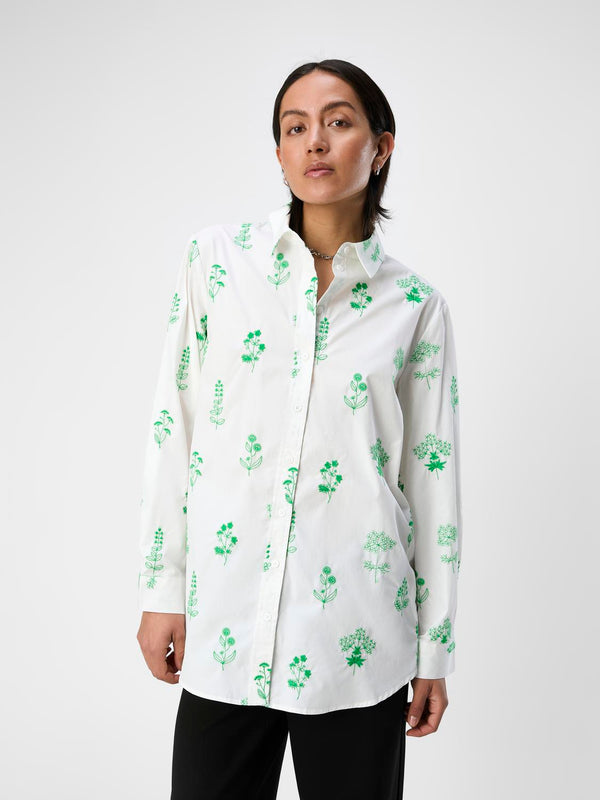 OBJCAMILLA L/S LONG SHIRT 132 (White Detail:Vibrant green embroidery)