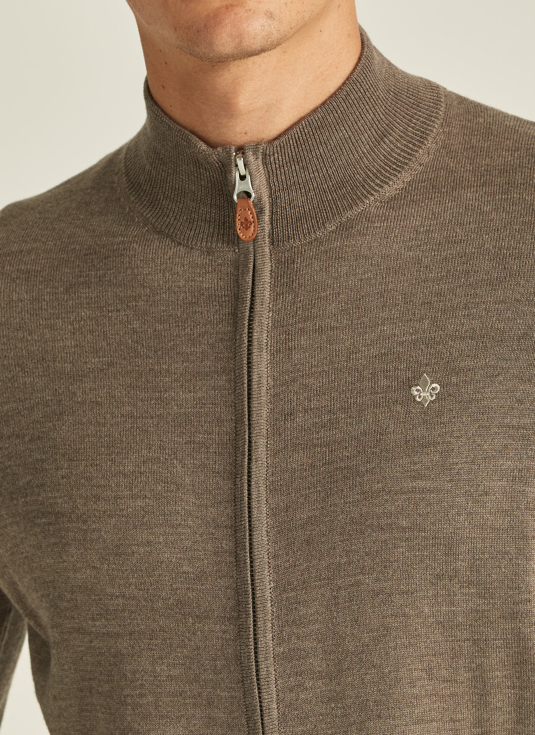 Merino Zip Cardigan (84 Brown)