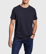 Mörkblå t-shirt
