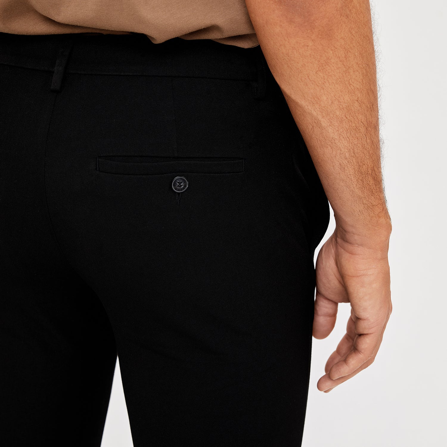 Josh (00101 Black)