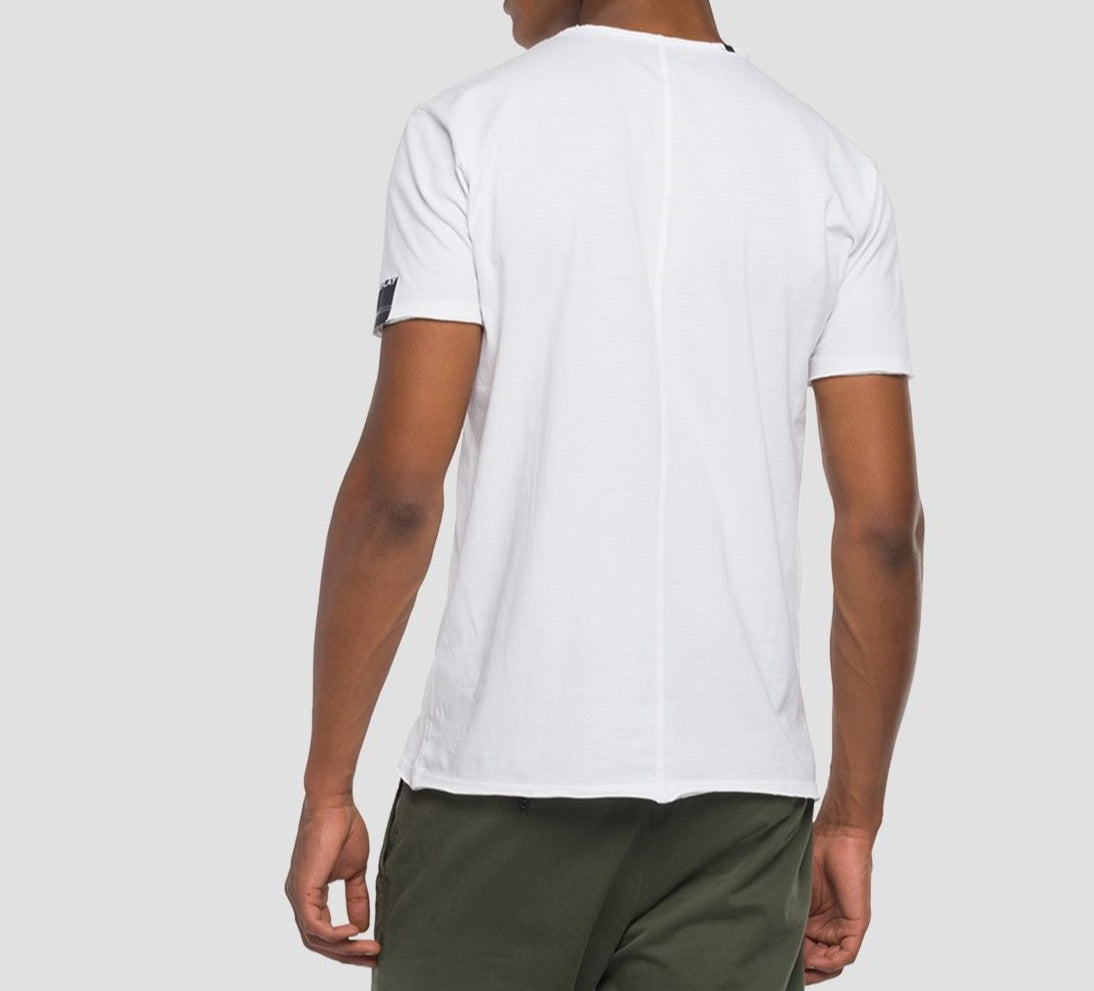 T-Shirt V-Neck (001 white) - D.O Design Only